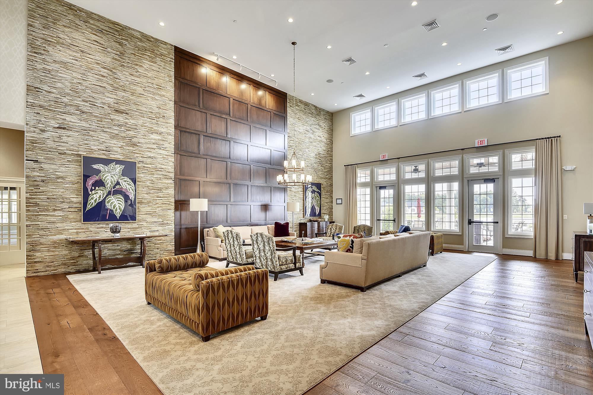 TWO RIVERS - Residential