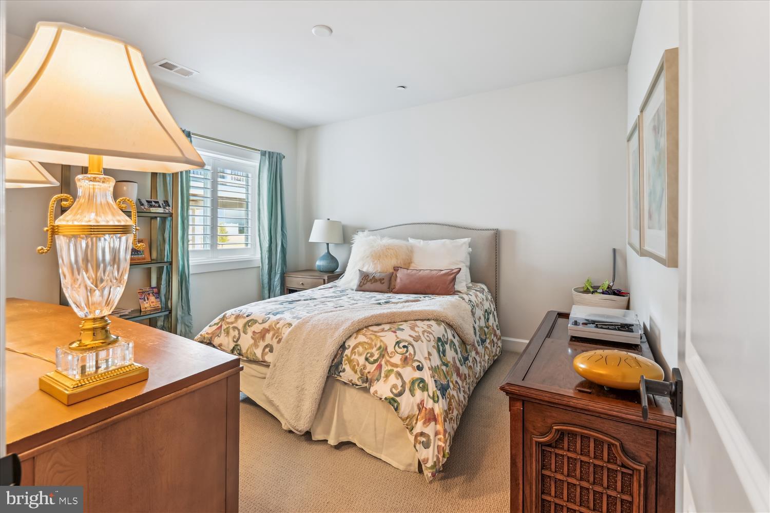 TWO RIVERS - Residential