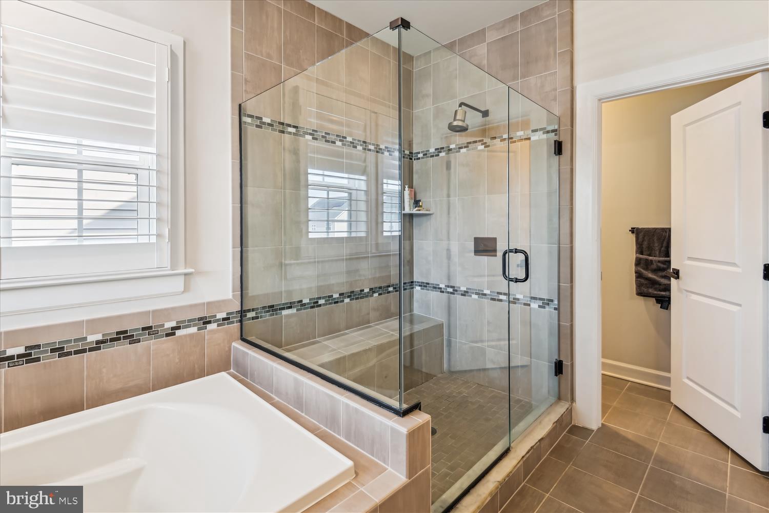 TWO RIVERS - Residential