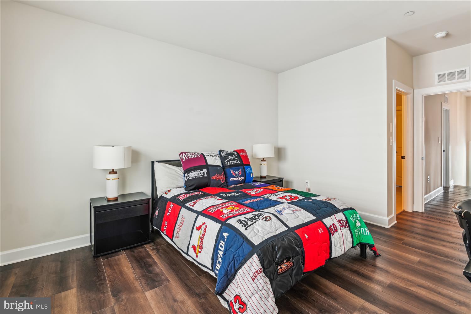 TWO RIVERS - Residential