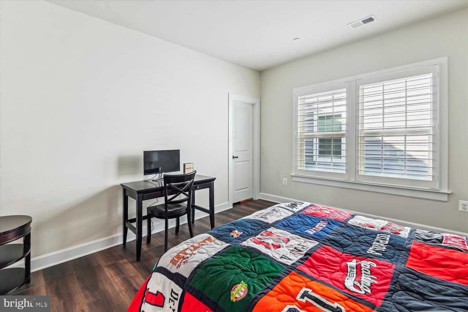 TWO RIVERS - Residential