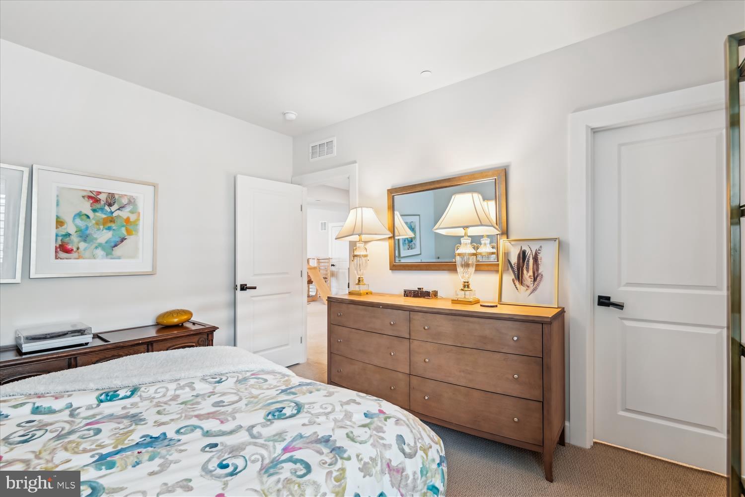 TWO RIVERS - Residential