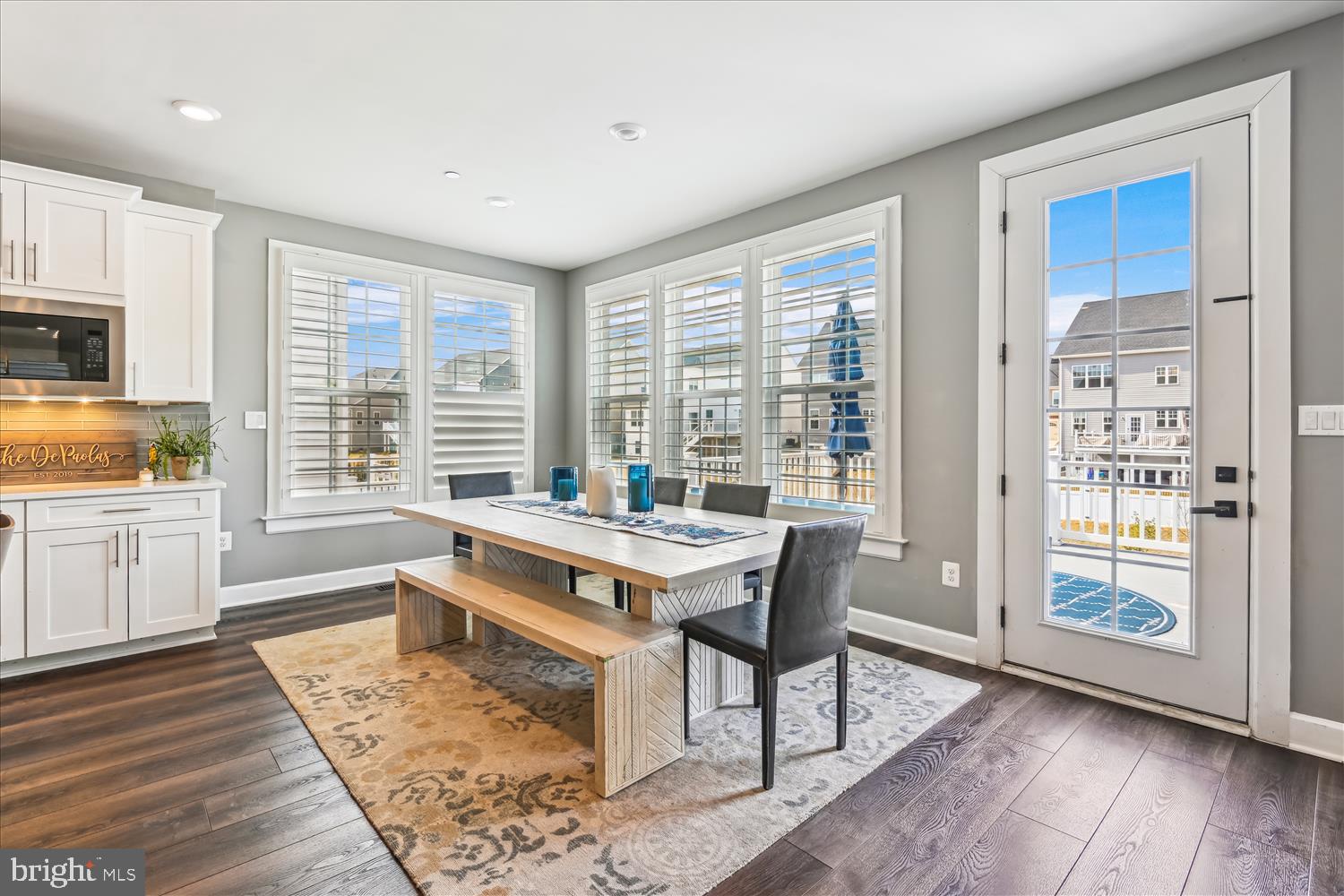 TWO RIVERS - Residential