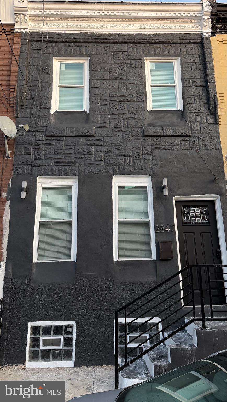 PHILADELPHIA - Residential