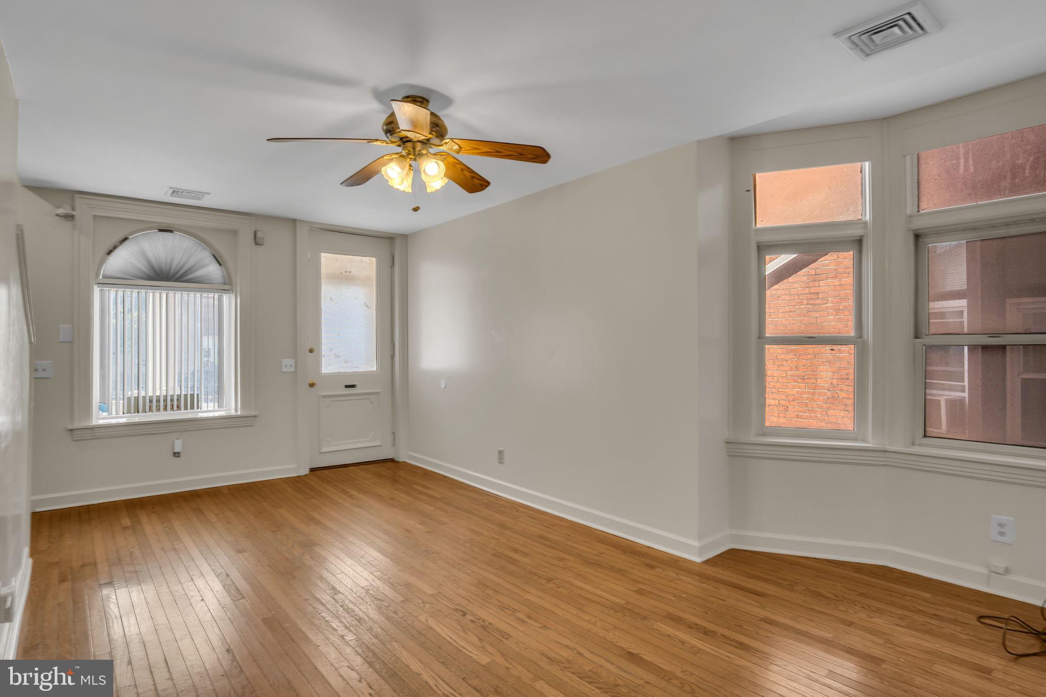 This traditional semi-detached brick home is full of character and designed for today’s lifestyle. With 3 full bathrooms and a half bath on the man floor—including a rare primary ensuite on the second floor —everyone gets their own space and privacy. The roomy kitchen is ideal for cooking and gathering, while the private backyard offers the perfect spot to relax or entertain.
Nestled on tree-lined streets in the vibrant Allison Hill community, you’ll love the welcoming neighborhood vibe, on-street parking, and easy access to public services.
💫 Come home where it feels warm, functional, and full of possibilities—don’t just tour it, make it yours!