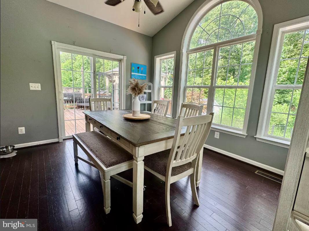 NORTH BROOK - Residential