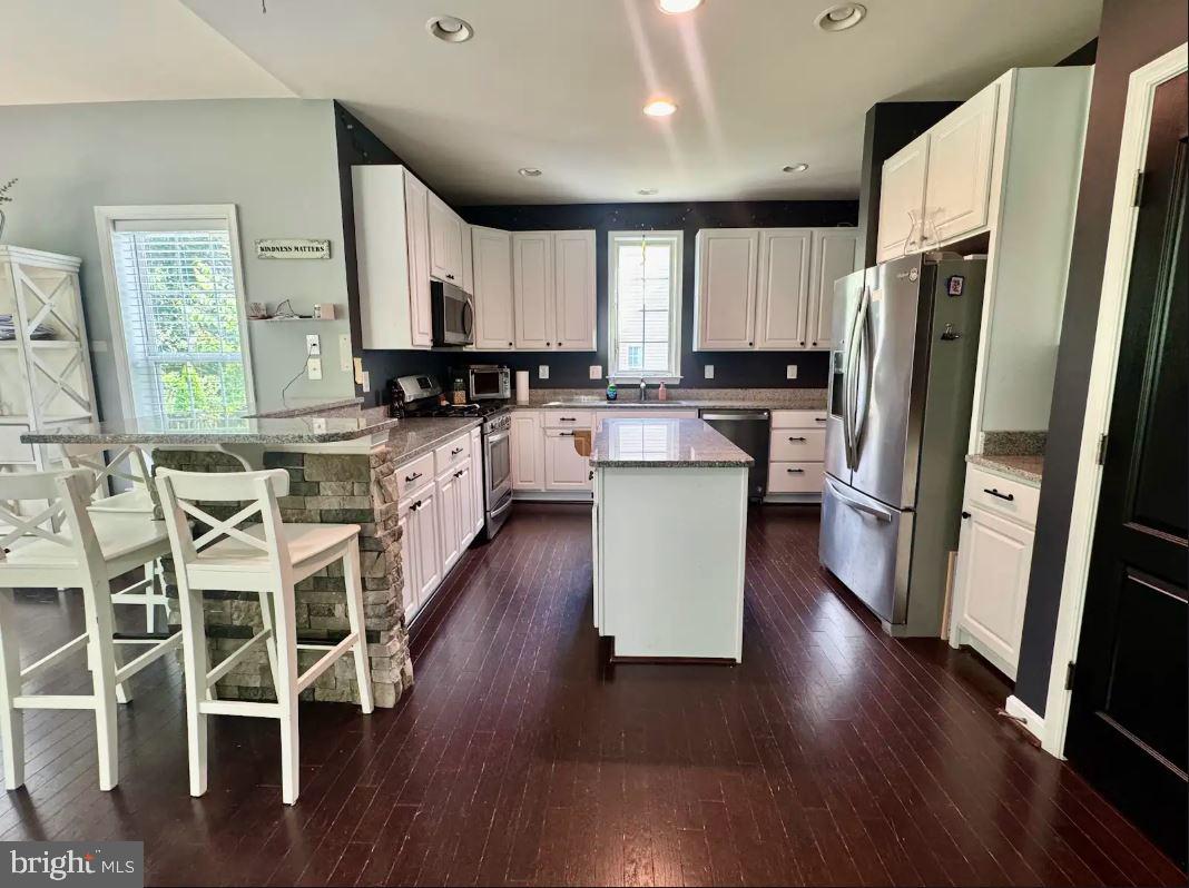 NORTH BROOK - Residential