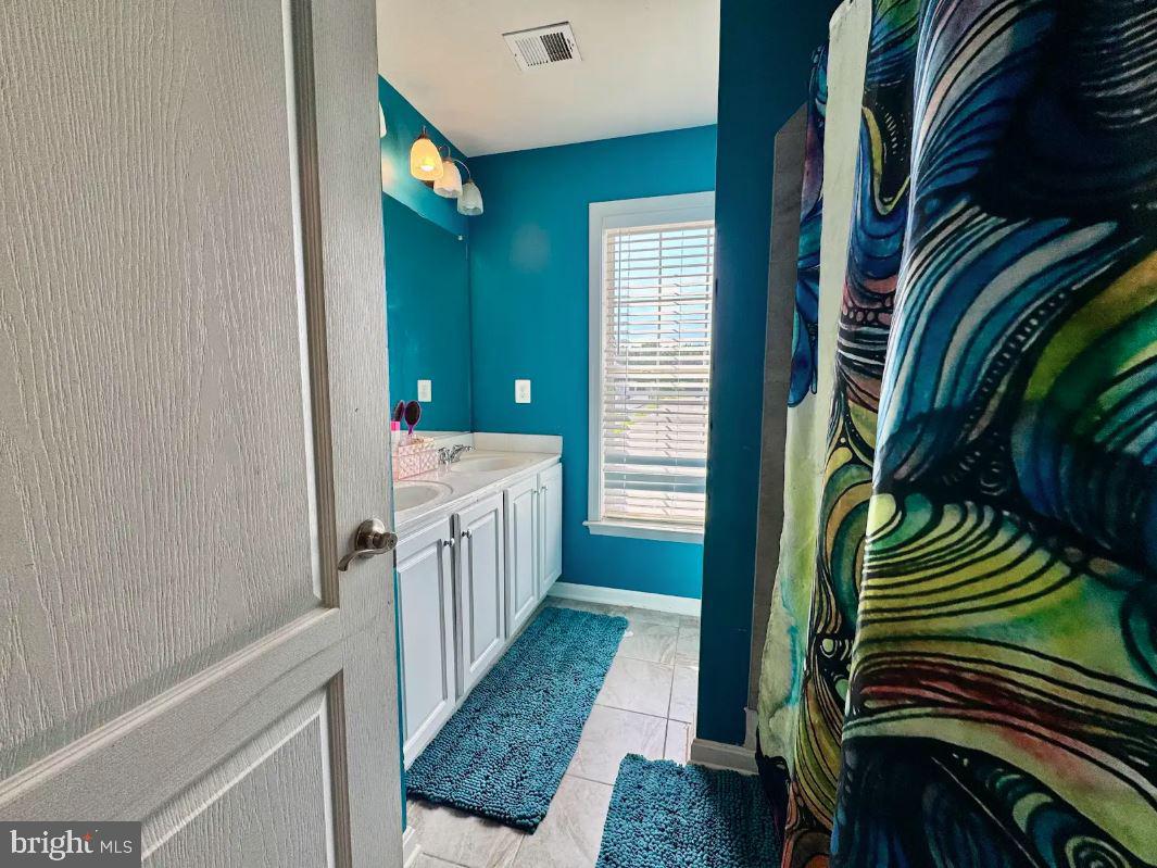 NORTH BROOK - Residential