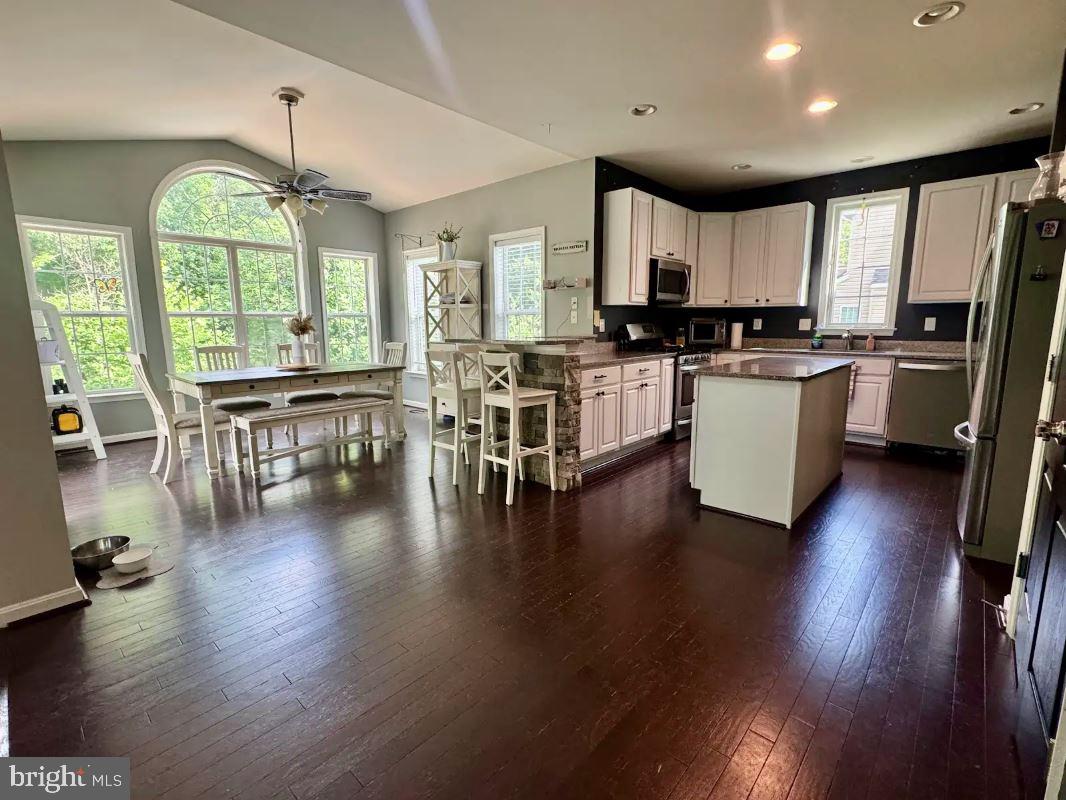 NORTH BROOK - Residential