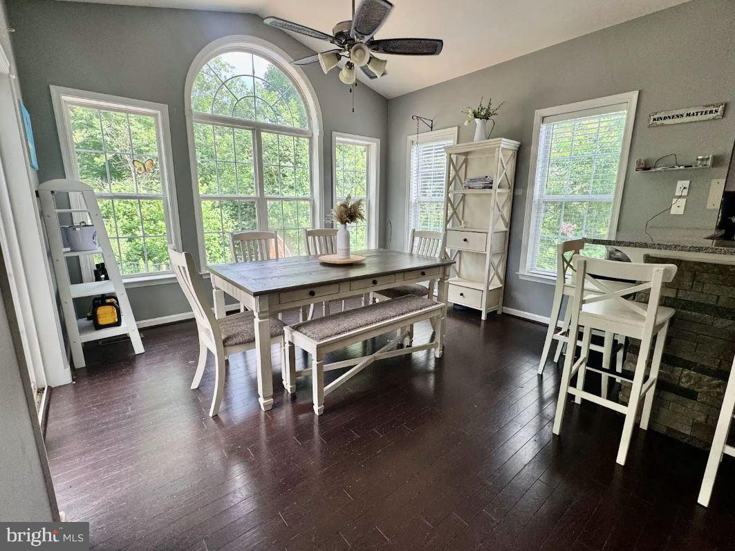 NORTH BROOK - Residential