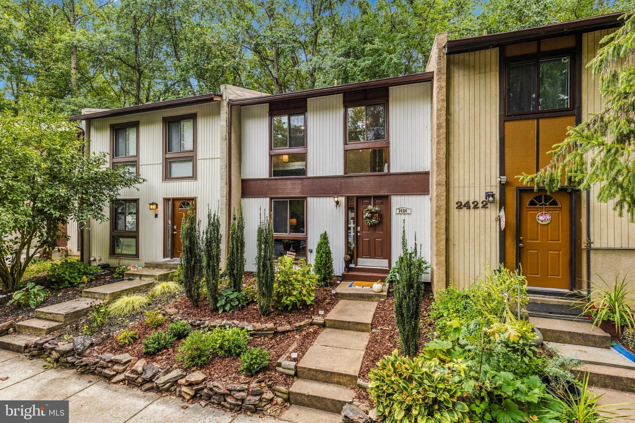 2424 CLOUDCROFT SQUARE