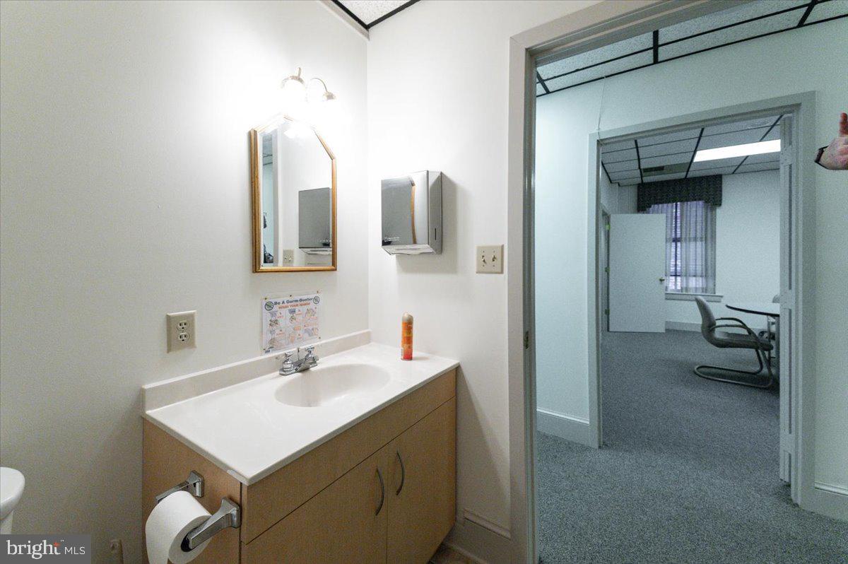 CITY OF HAGERSTOWN - Commercial Lease