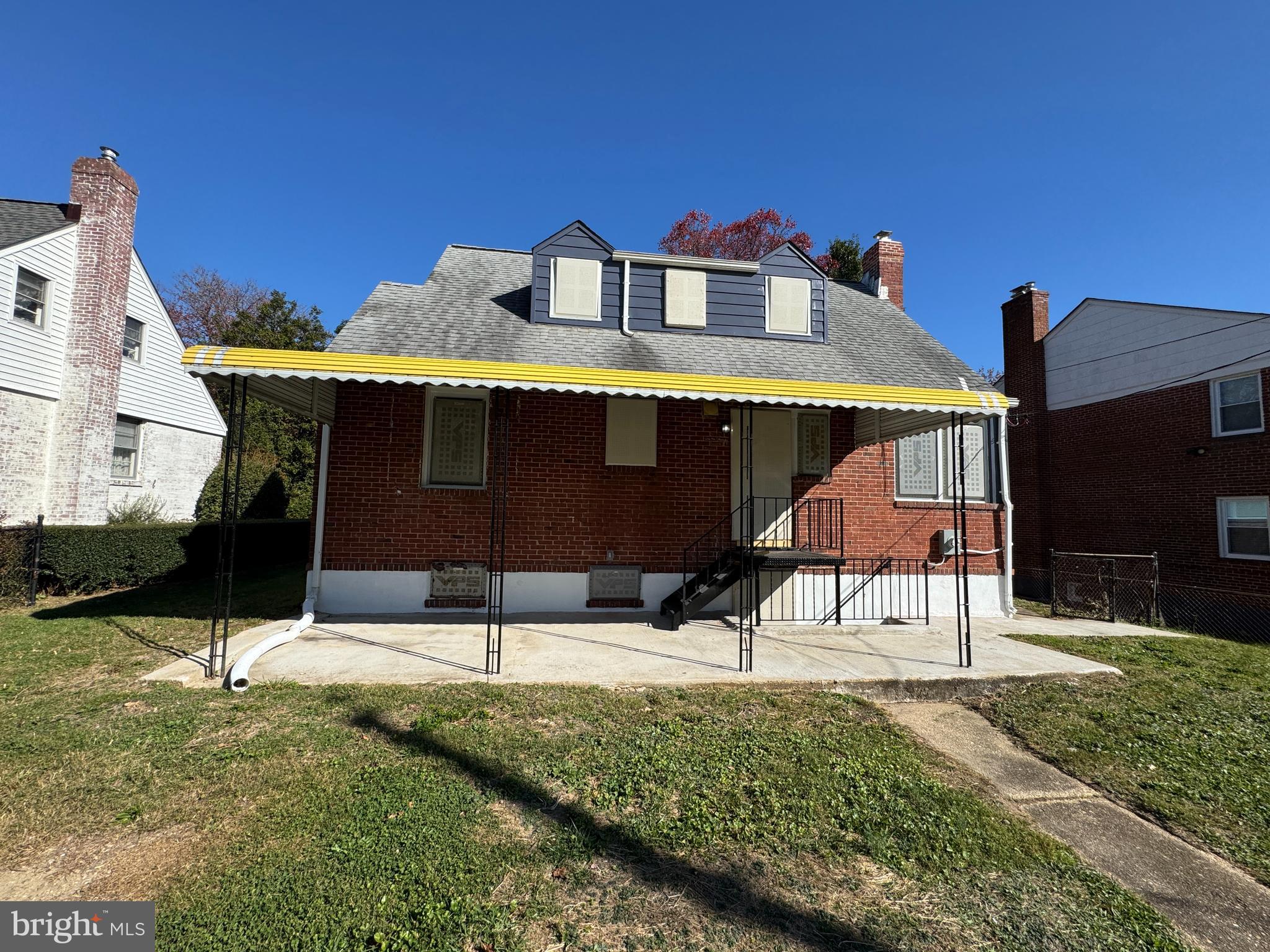 IDLEWOOD - Residential