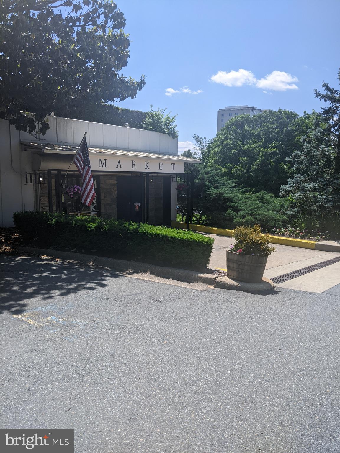 GROSVENOR PARK - Residential Lease