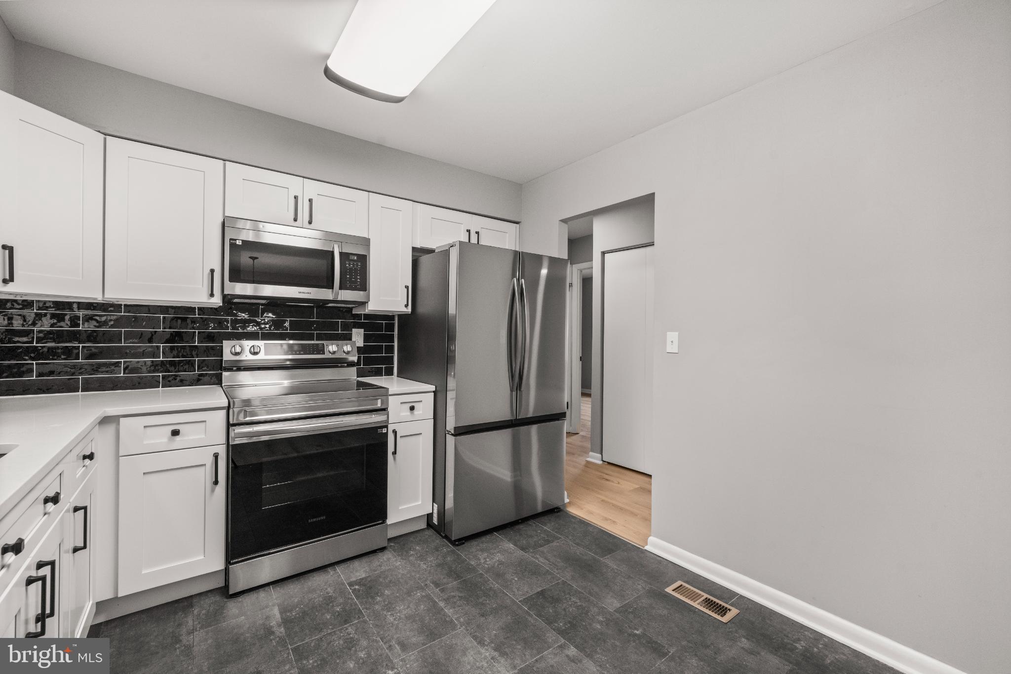 HILLCREST HEIGHTS - Residential