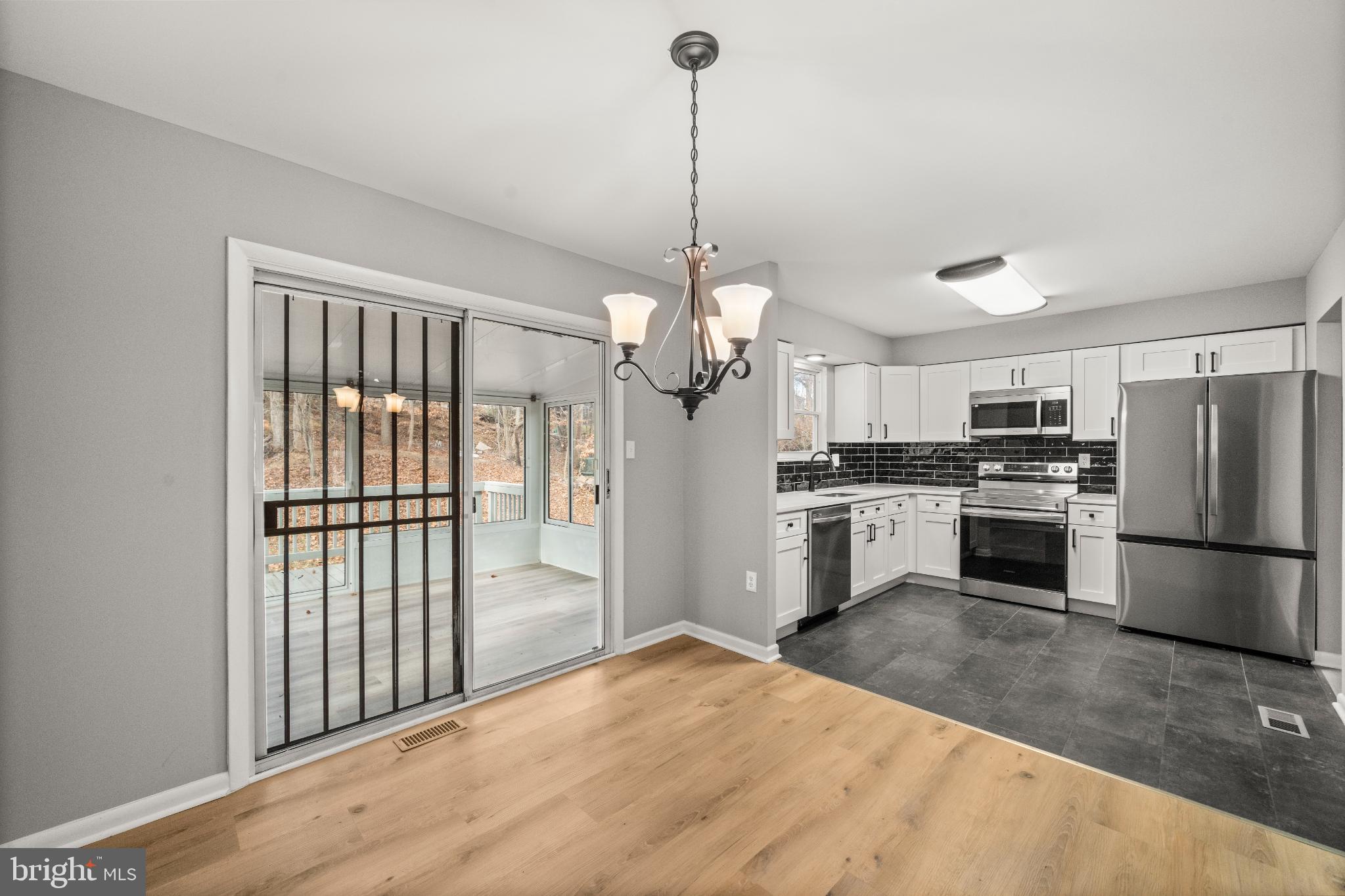 HILLCREST HEIGHTS - Residential