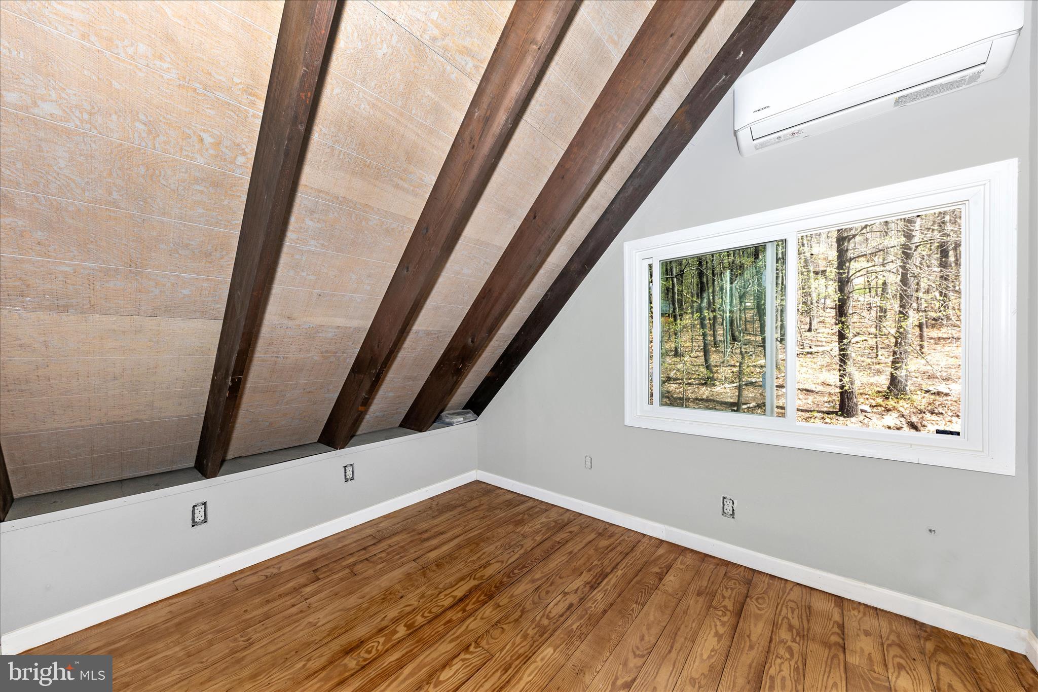 SHANNONDALE - Residential