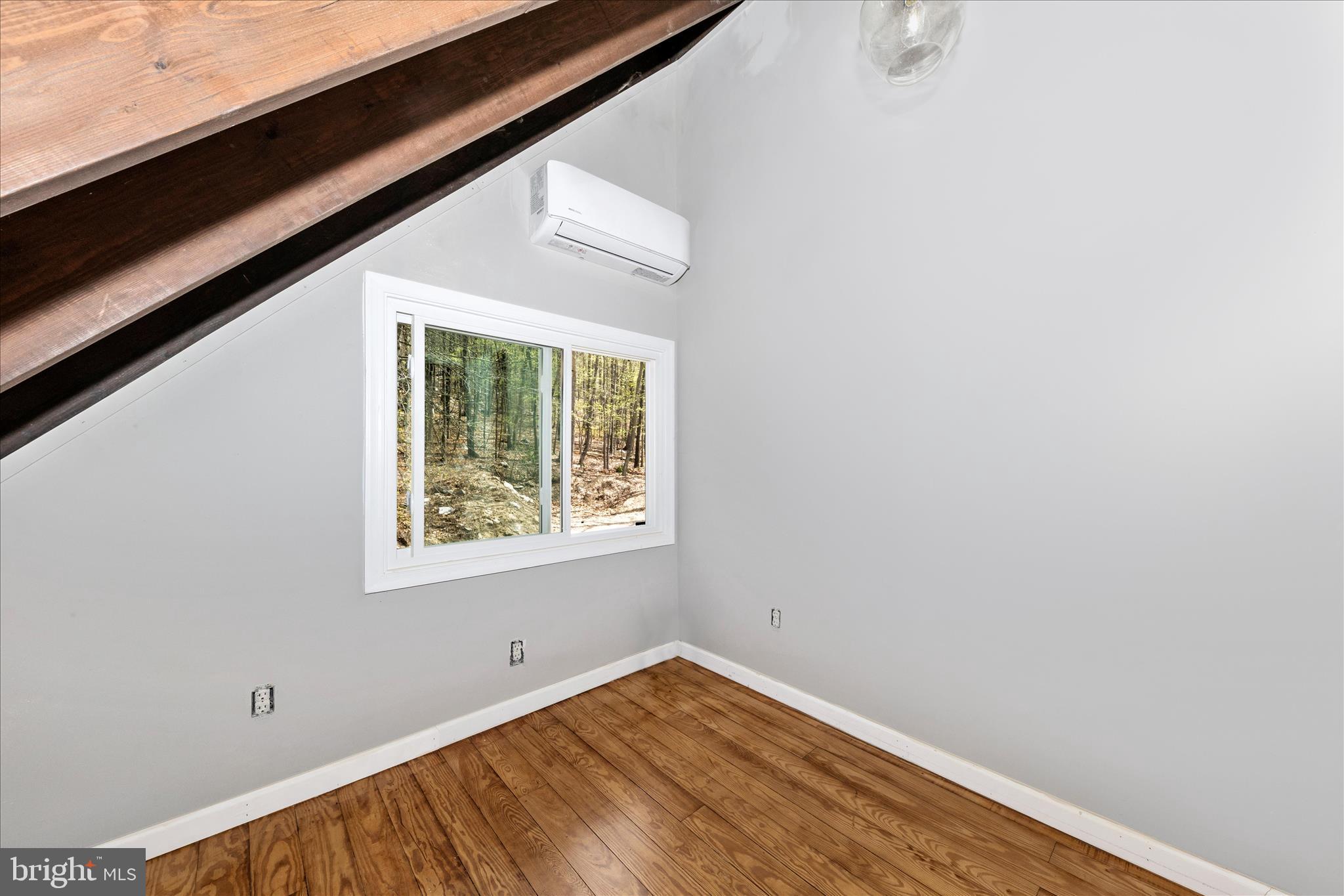 SHANNONDALE - Residential