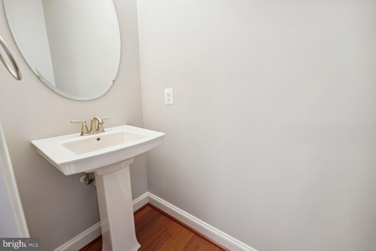 COACHMAN'S PATH - Residential