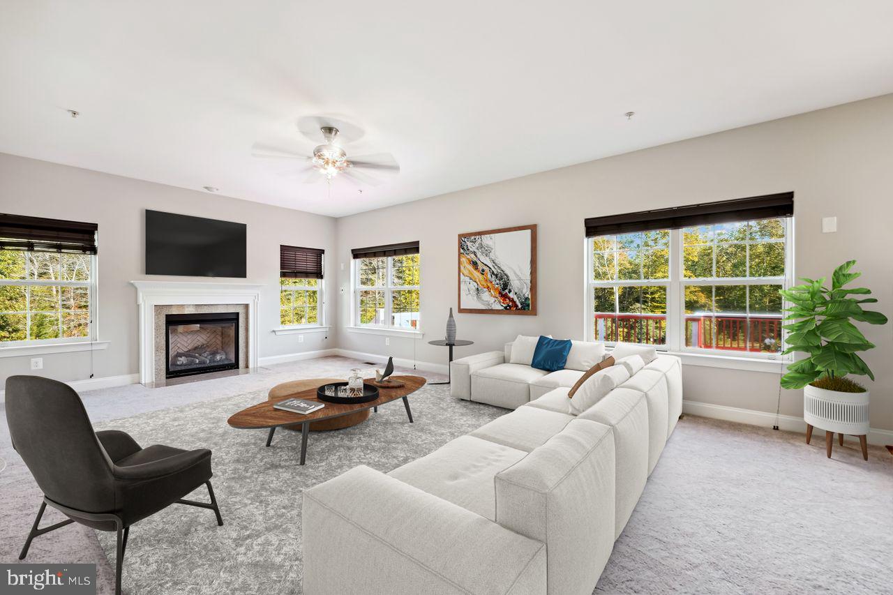 COACHMAN'S PATH - Residential