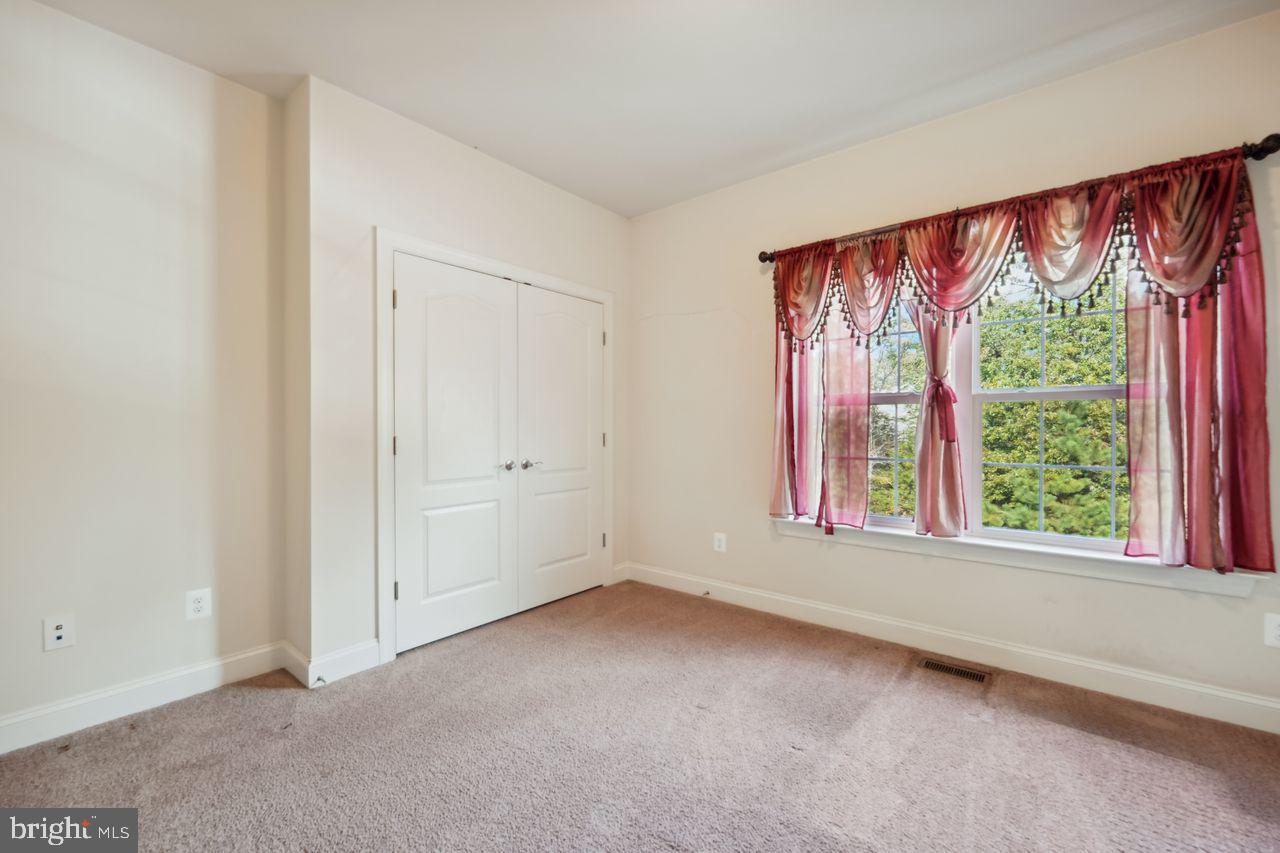 COACHMAN'S PATH - Residential