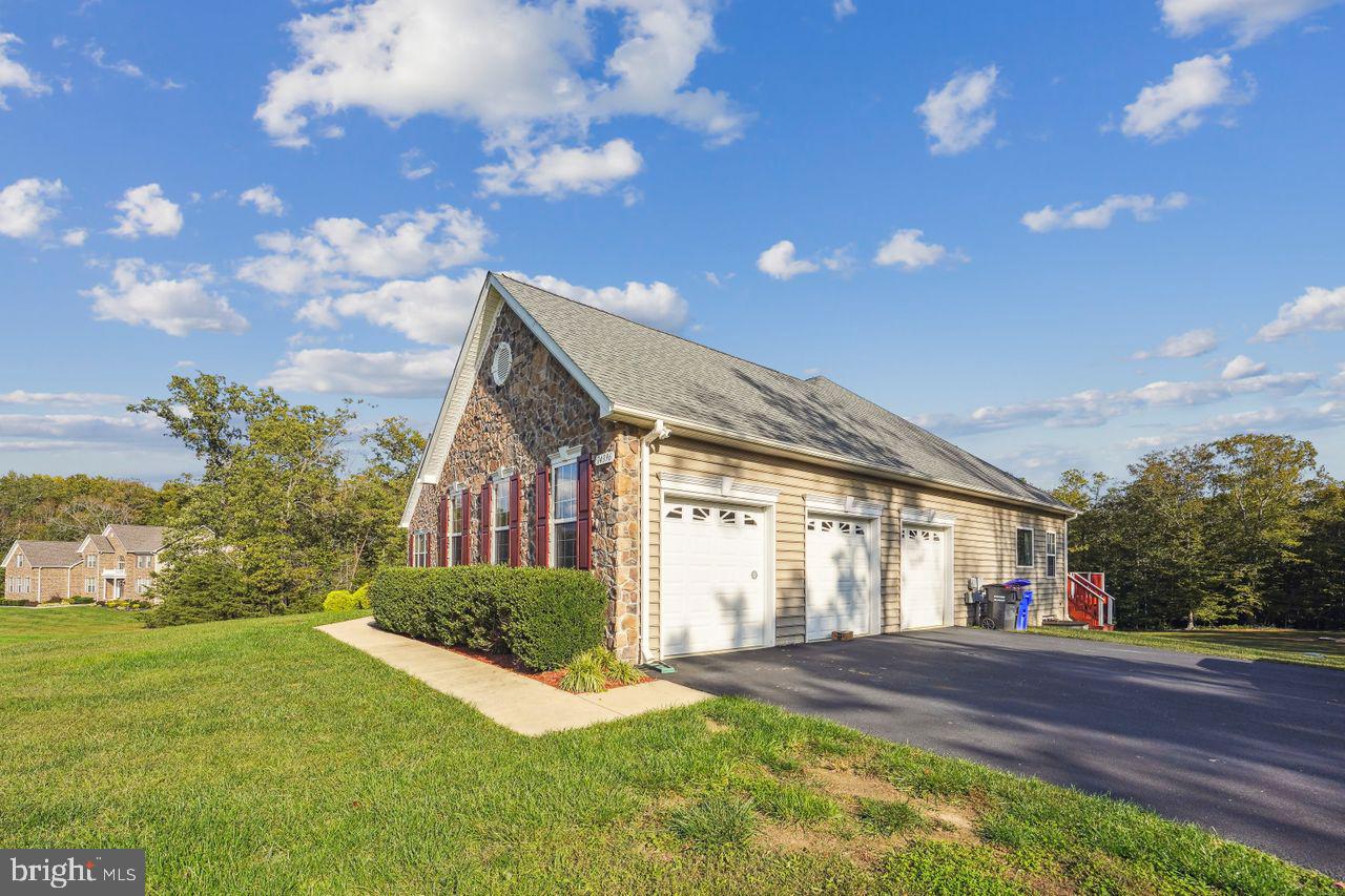 COACHMAN'S PATH - Residential