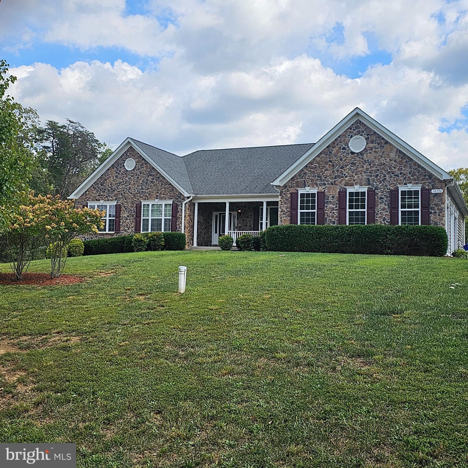 COACHMAN'S PATH - Residential