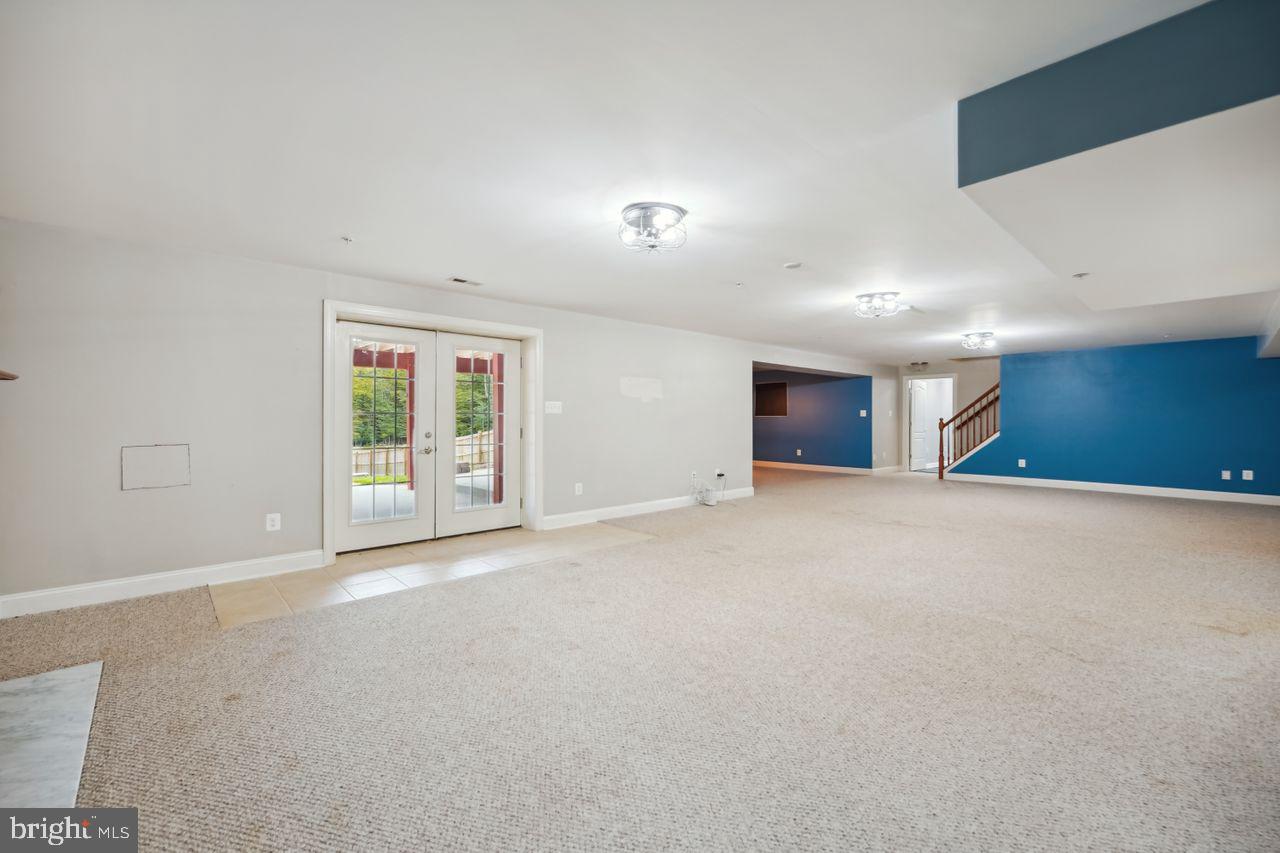 COACHMAN'S PATH - Residential