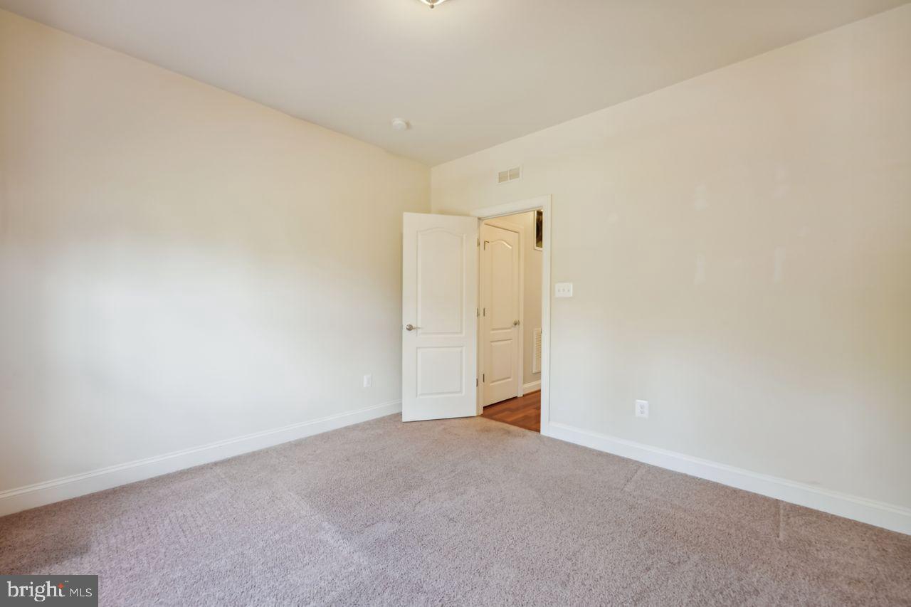 COACHMAN'S PATH - Residential