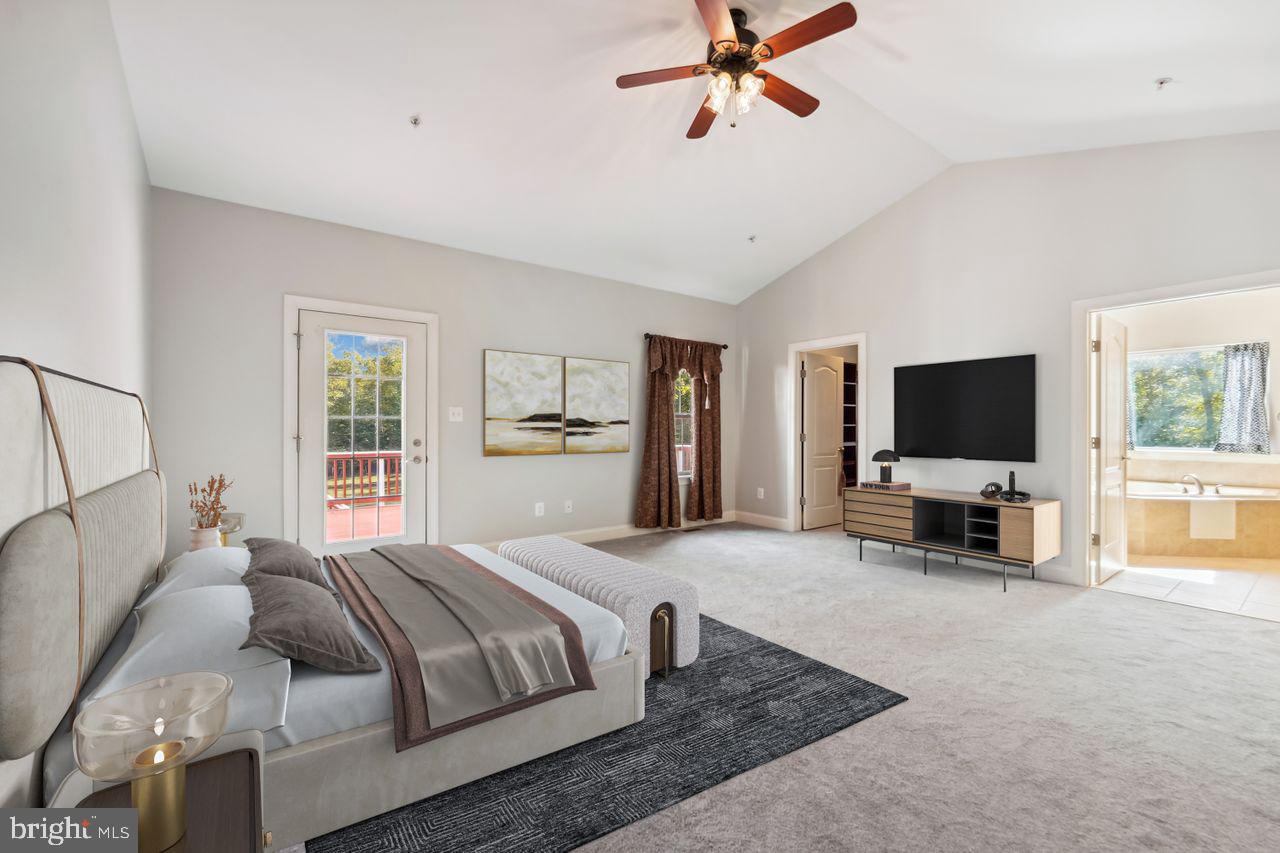 COACHMAN'S PATH - Residential