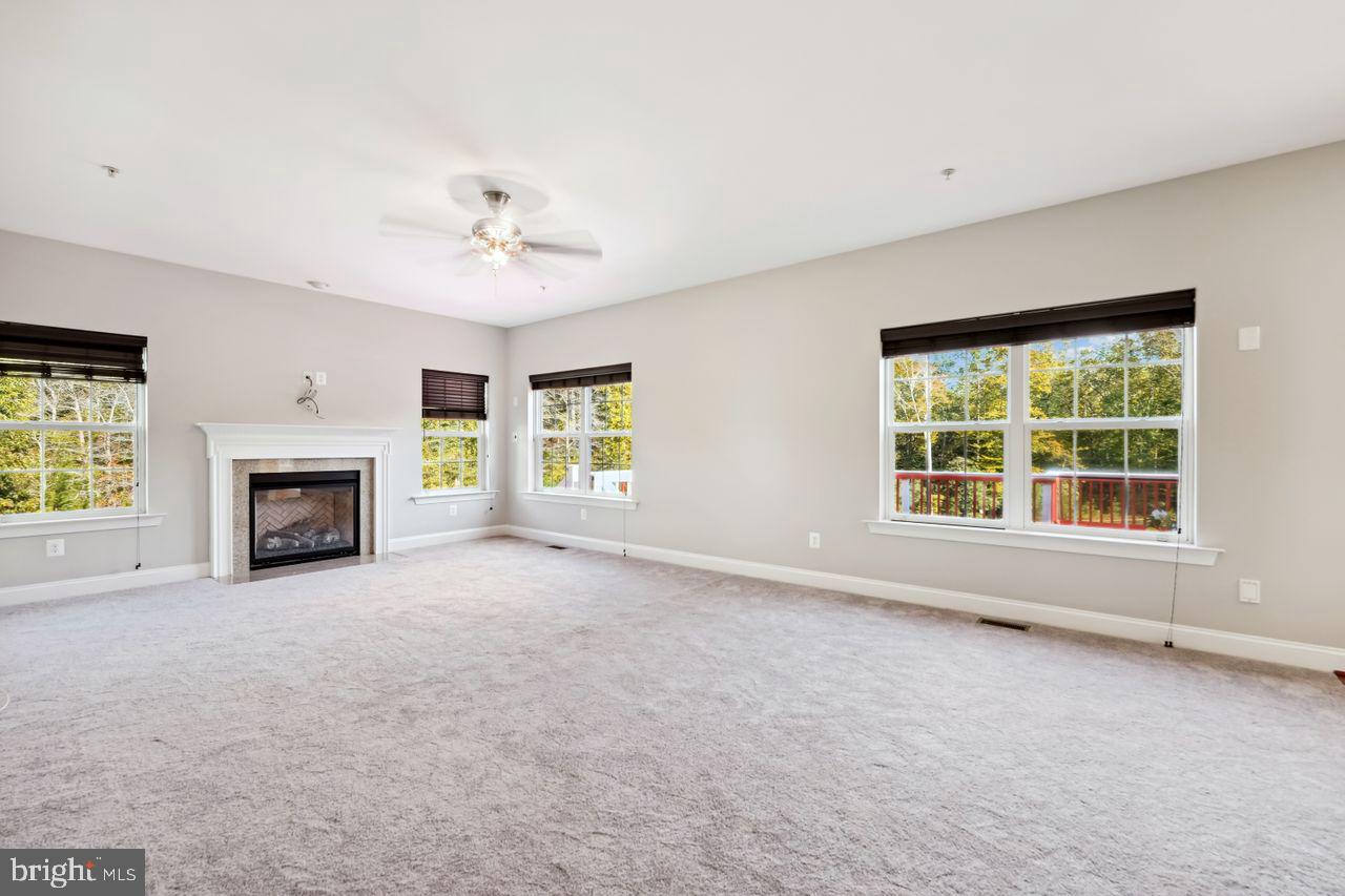 COACHMAN'S PATH - Residential