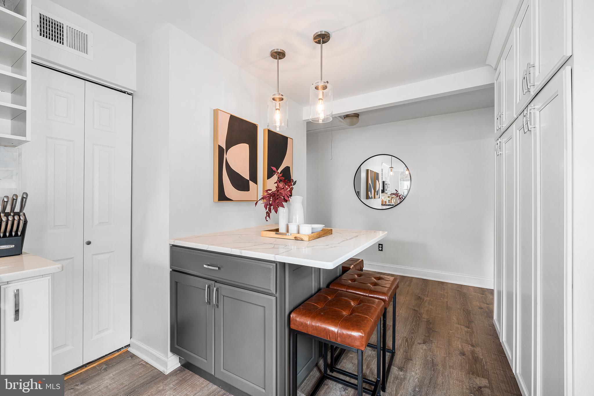 PAOLI GARDENS - Residential