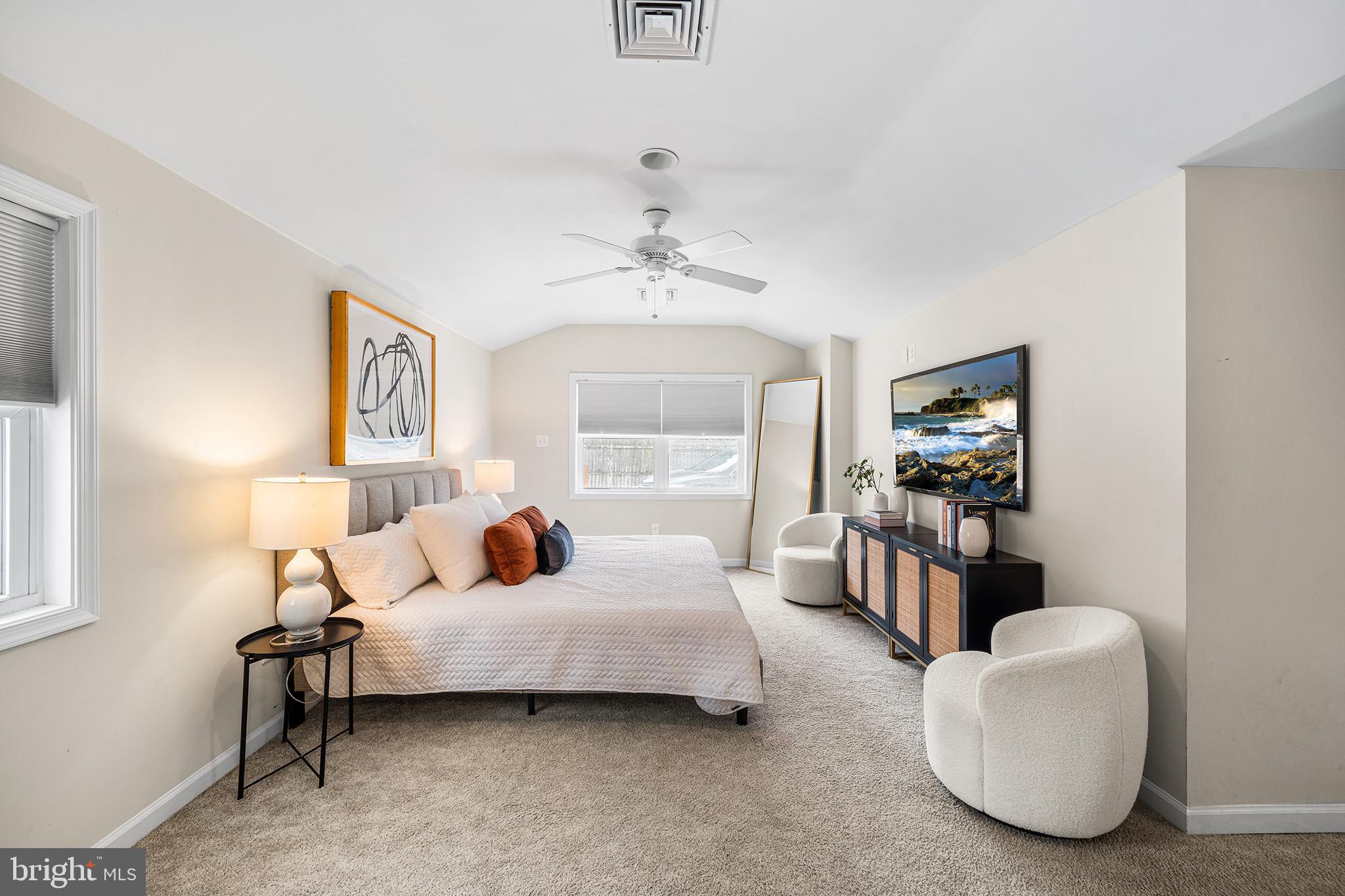 PAOLI GARDENS - Residential