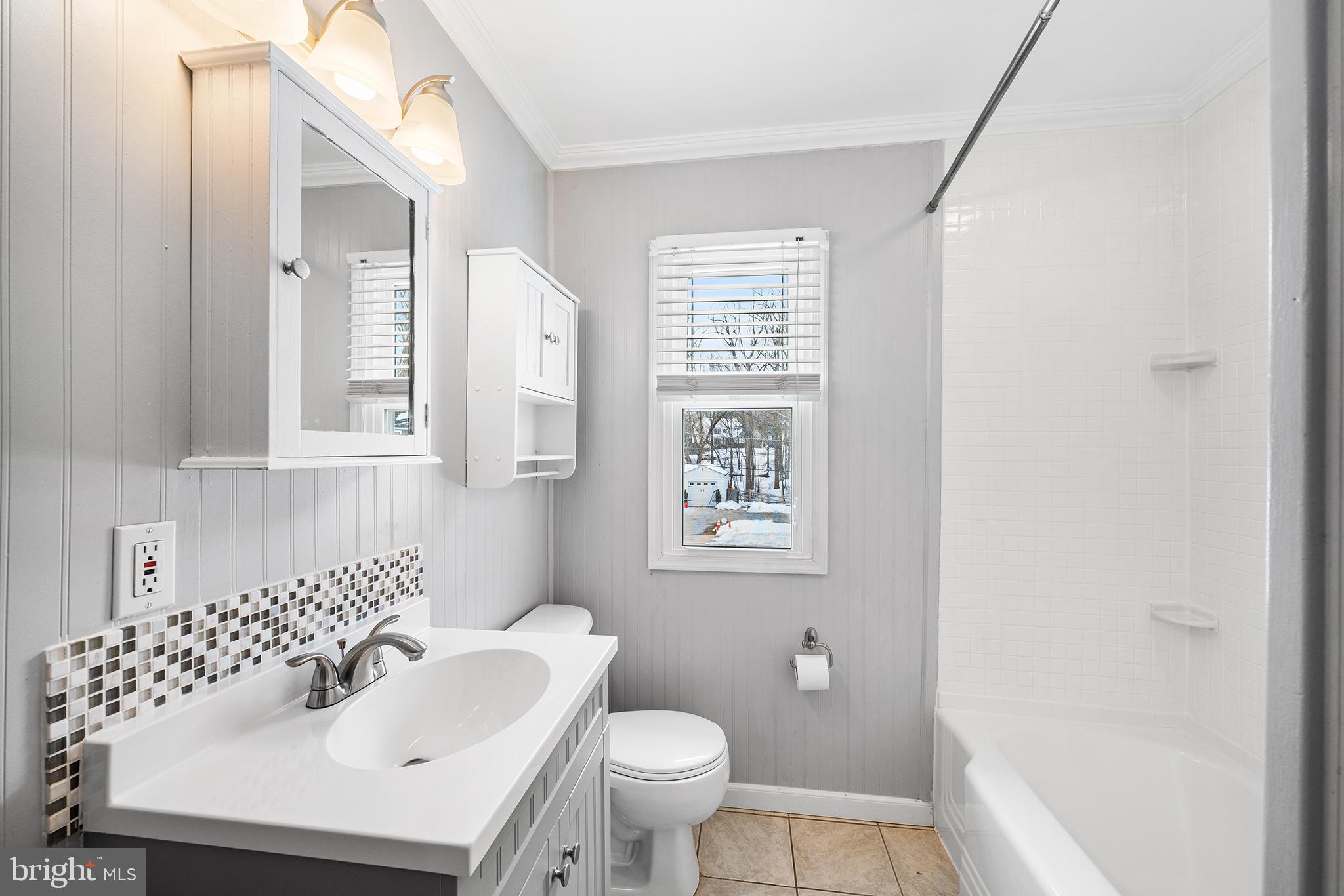 PAOLI GARDENS - Residential