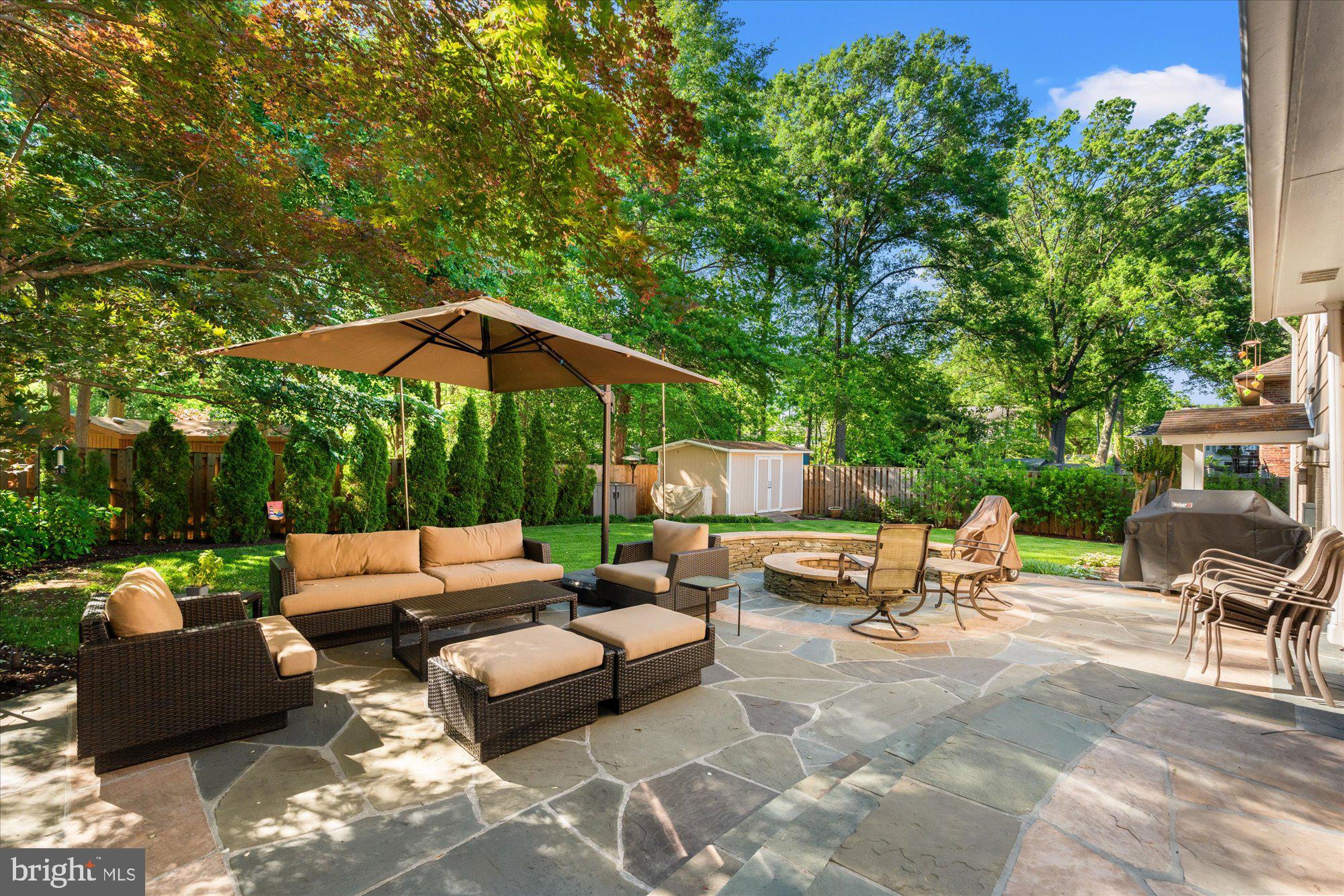 1106 ALDEN ROAD
