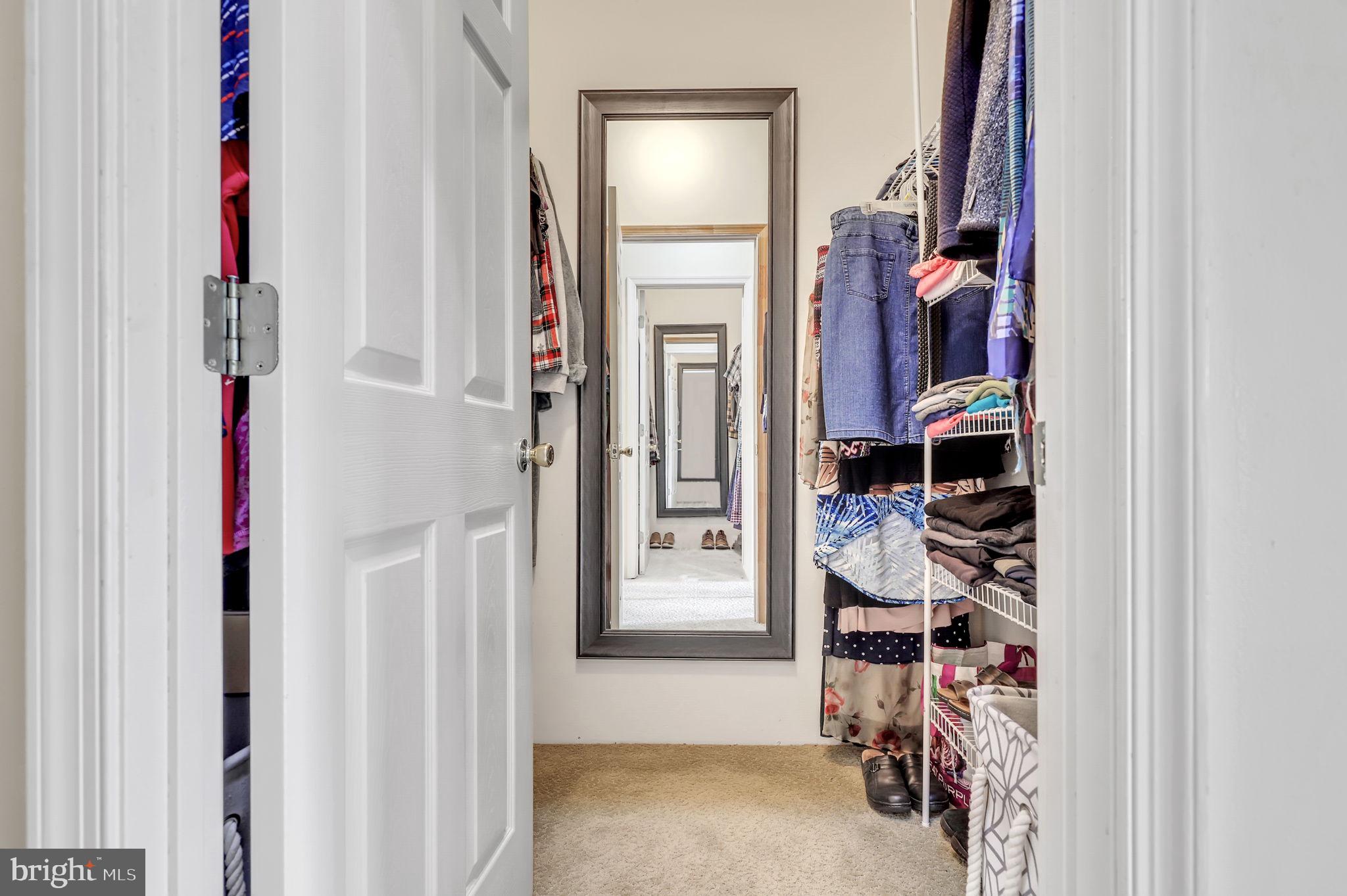 COUNTRY SPRINGS - Residential