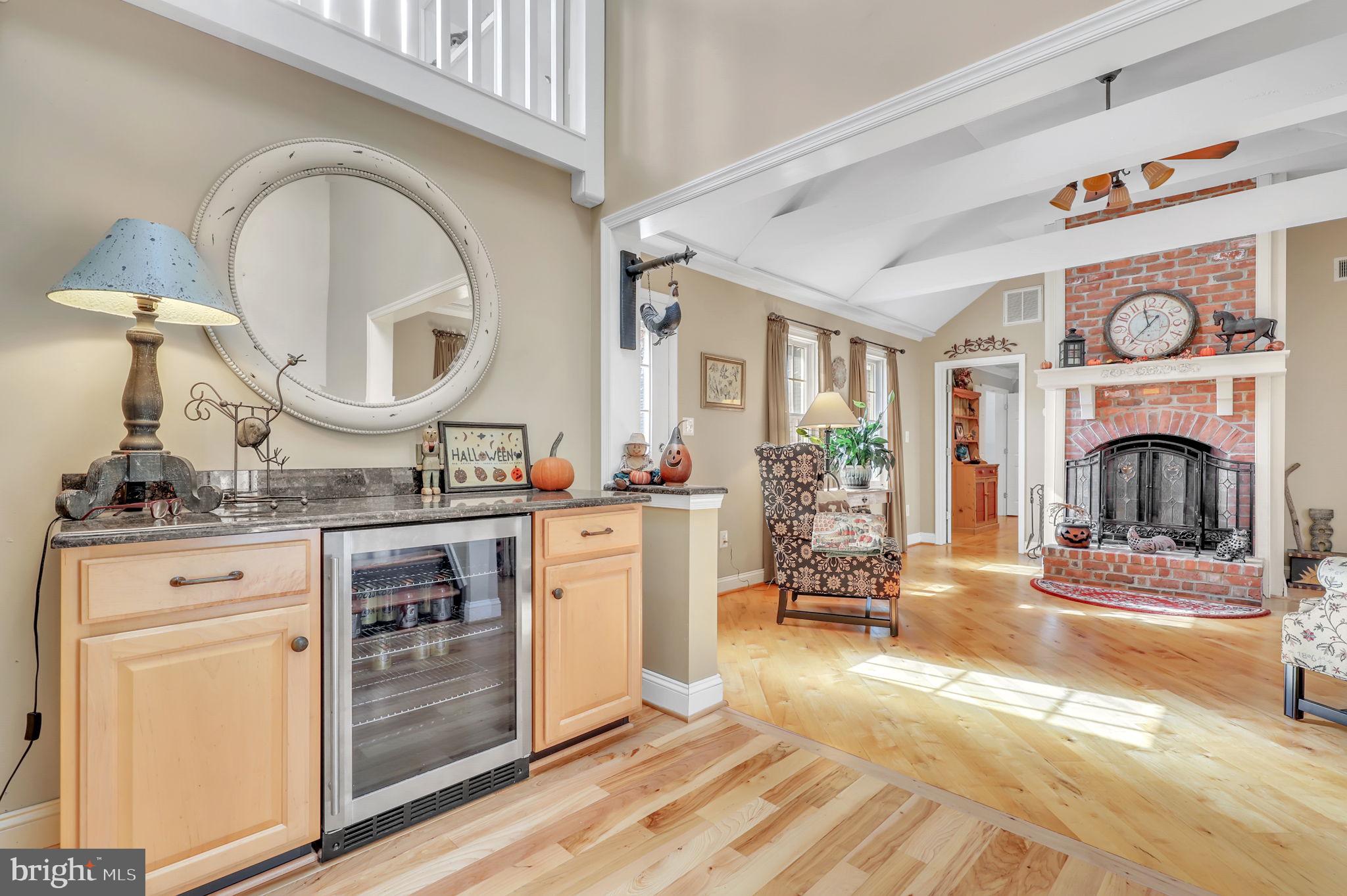 COUNTRY SPRINGS - Residential