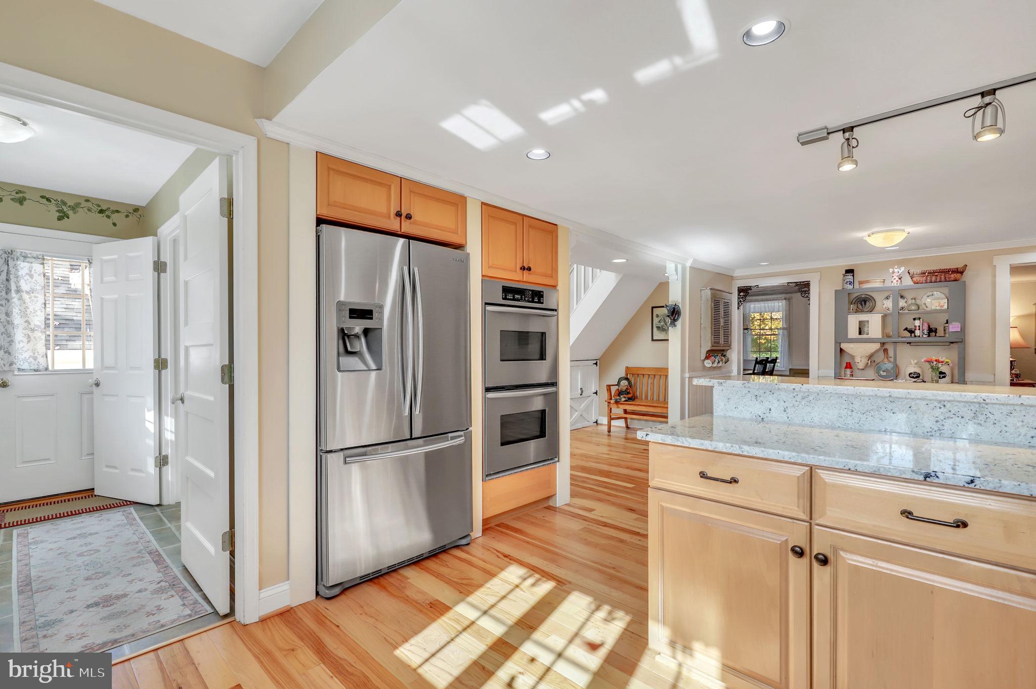 COUNTRY SPRINGS - Residential