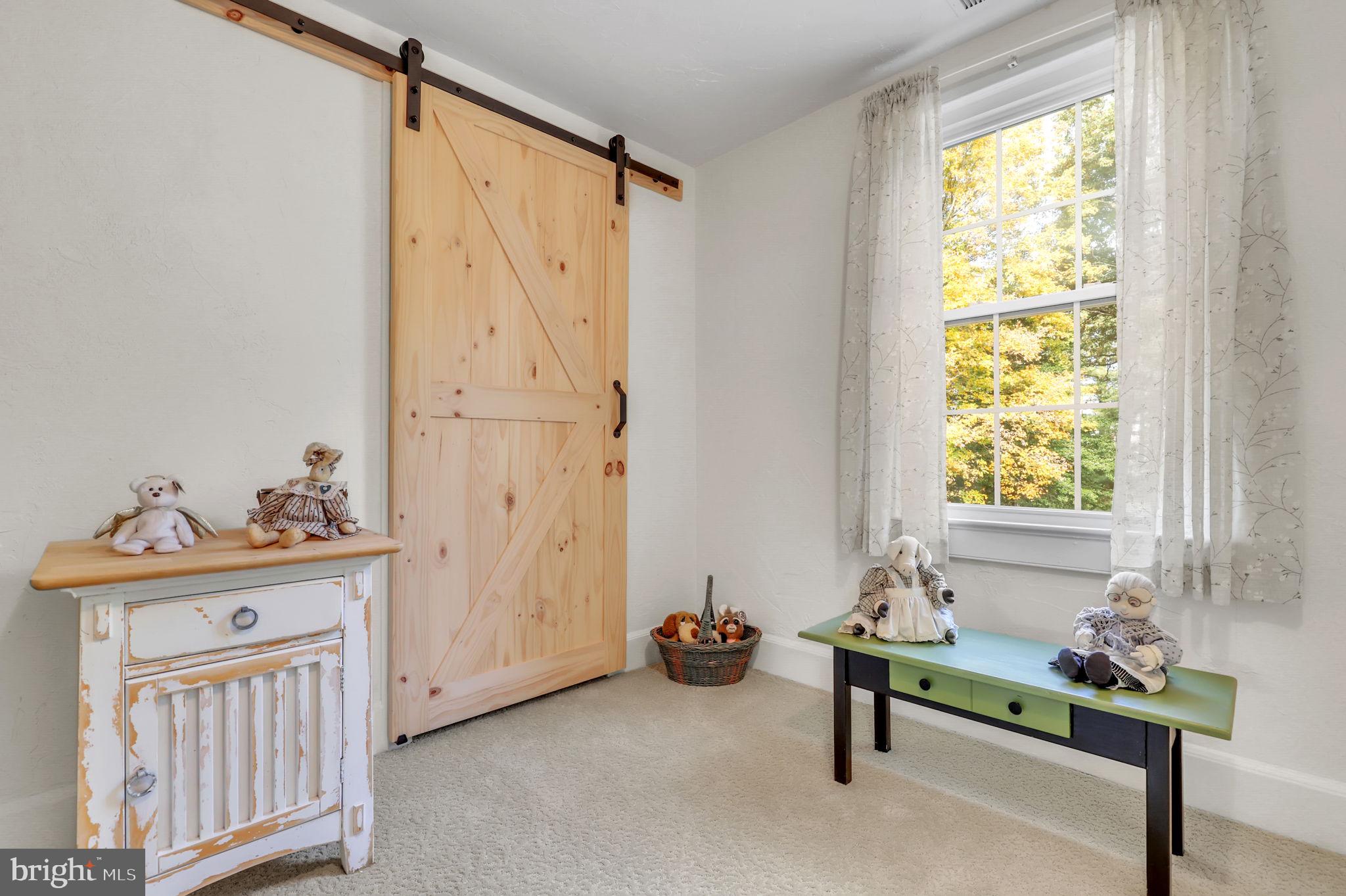 COUNTRY SPRINGS - Residential