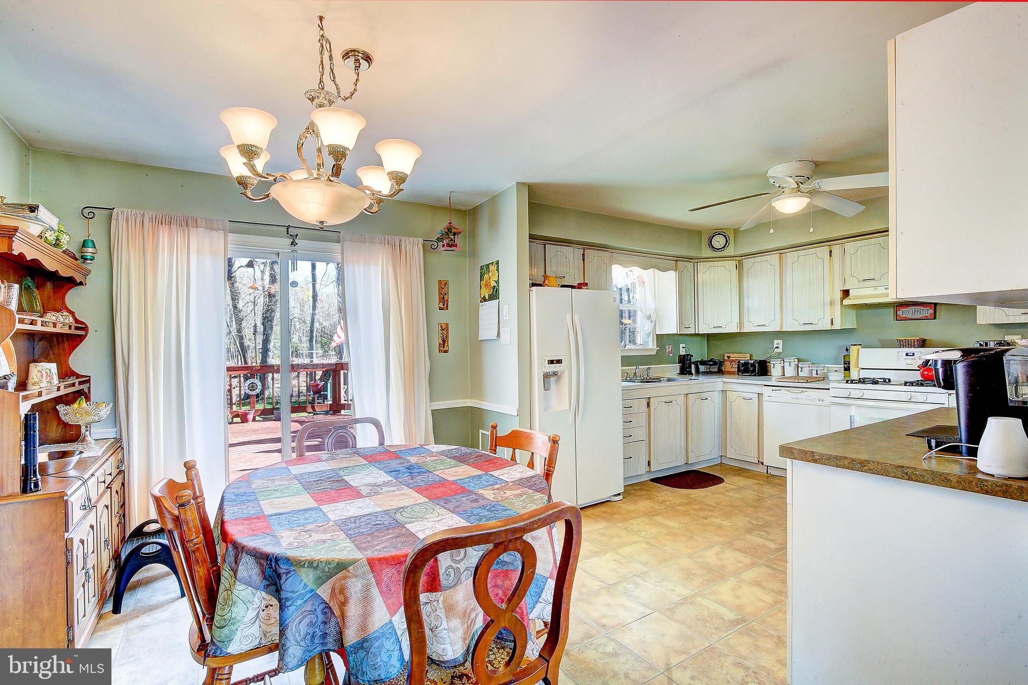 COUNTRY CLUB SOUTH - Residential