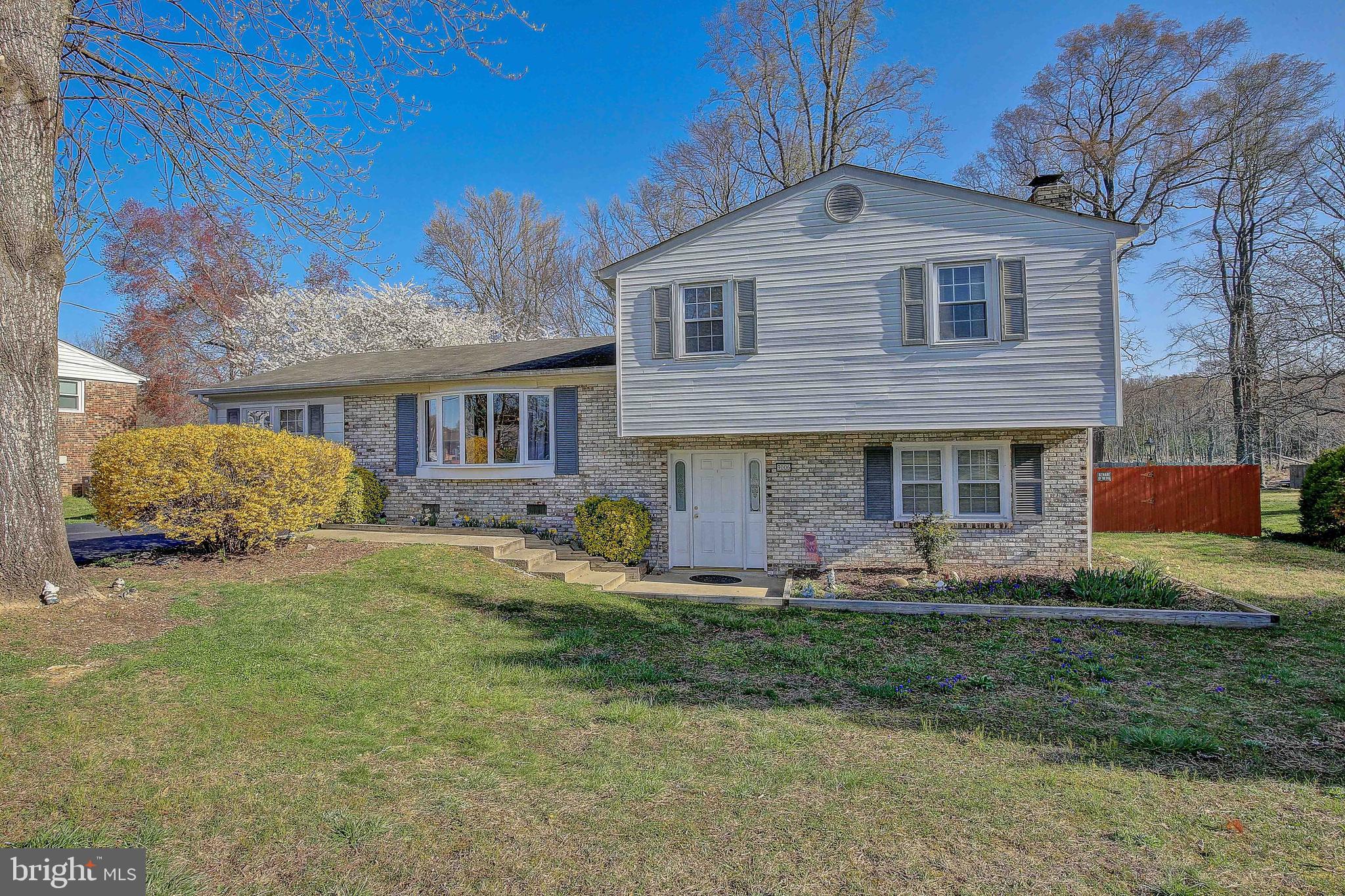 COUNTRY CLUB SOUTH - Residential