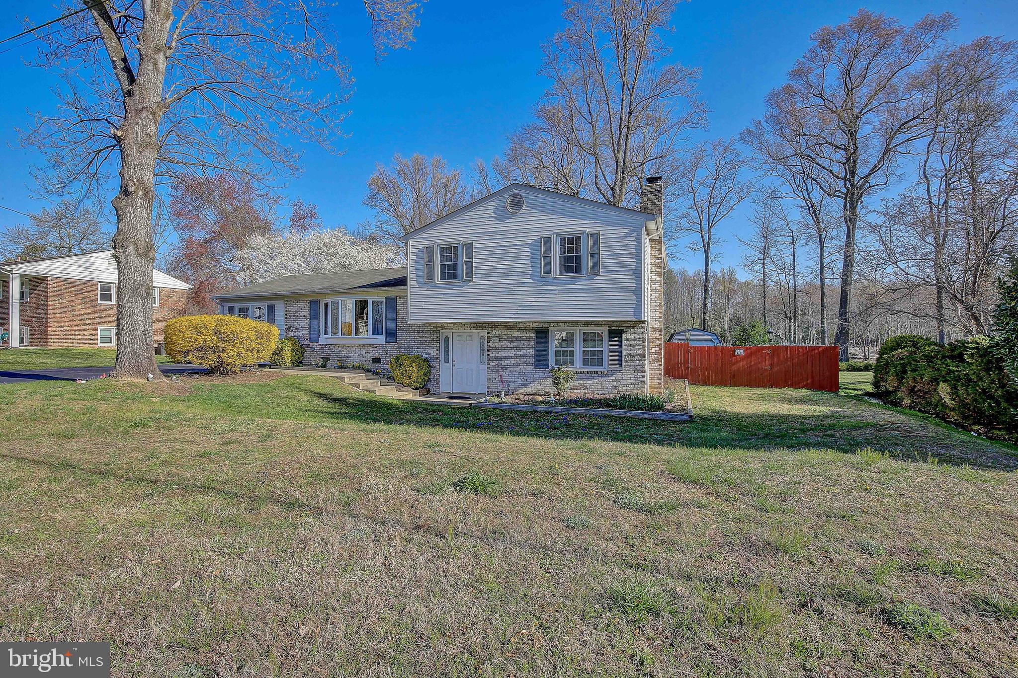 COUNTRY CLUB SOUTH - Residential