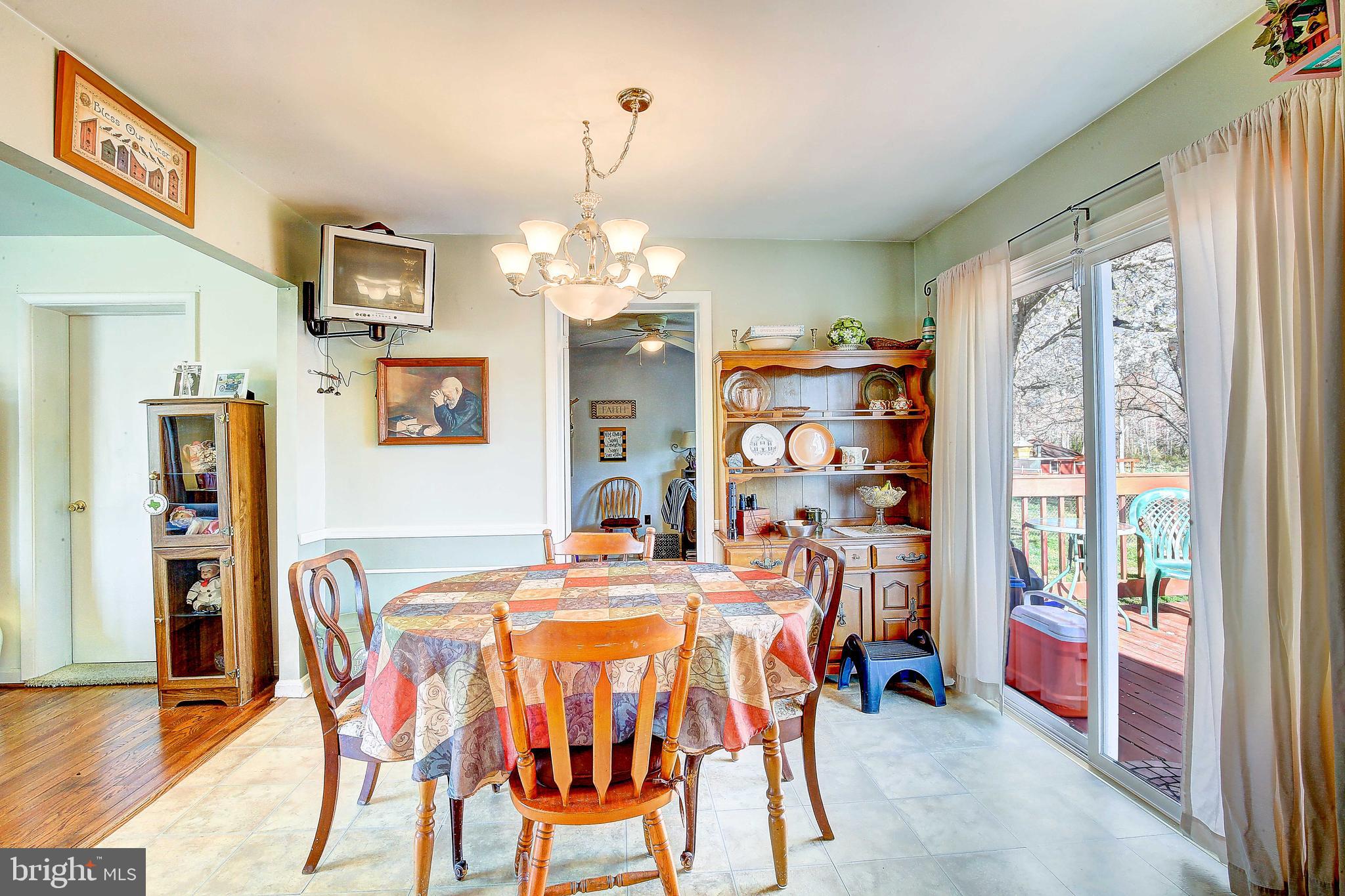 COUNTRY CLUB SOUTH - Residential