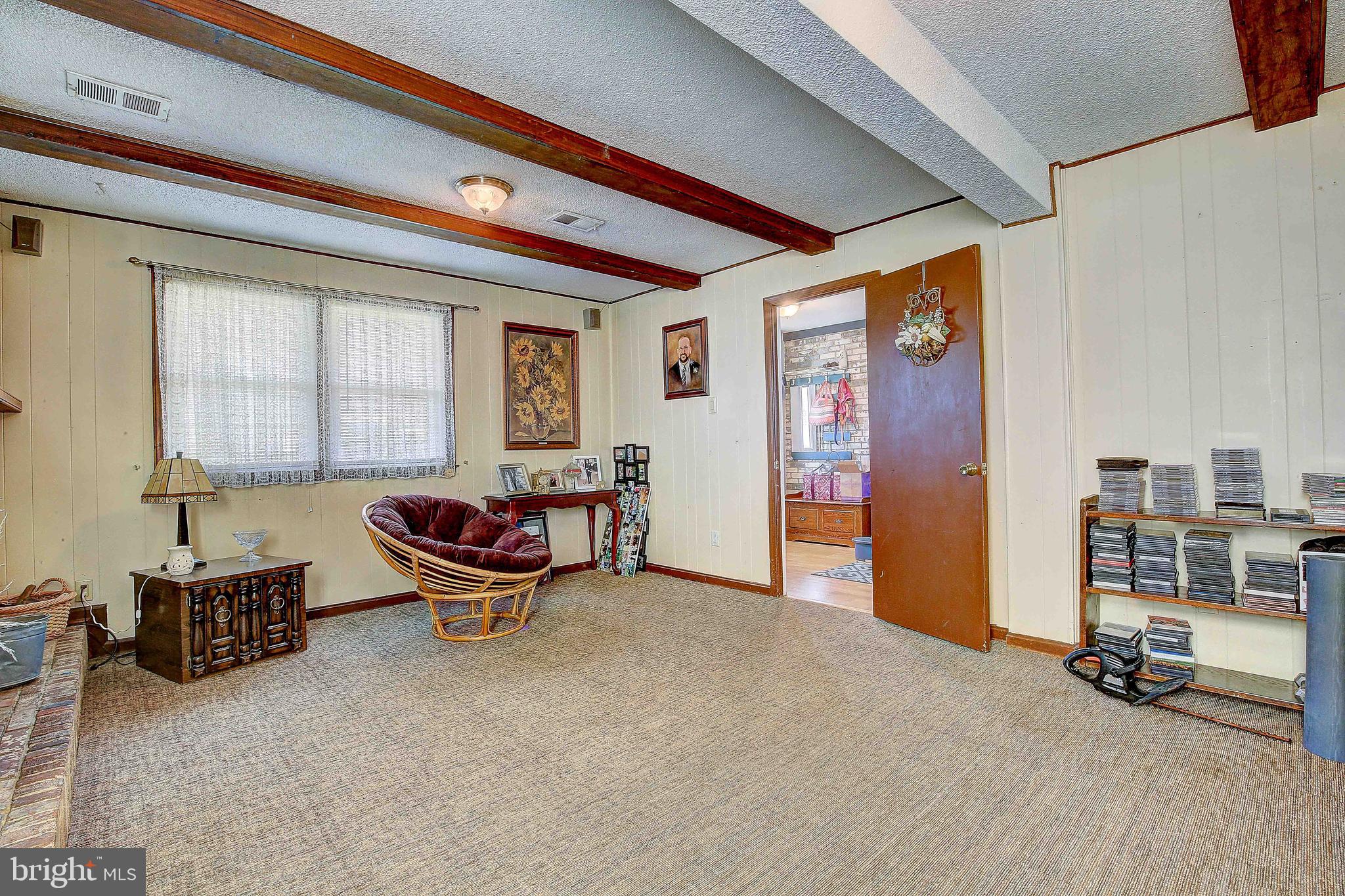 COUNTRY CLUB SOUTH - Residential