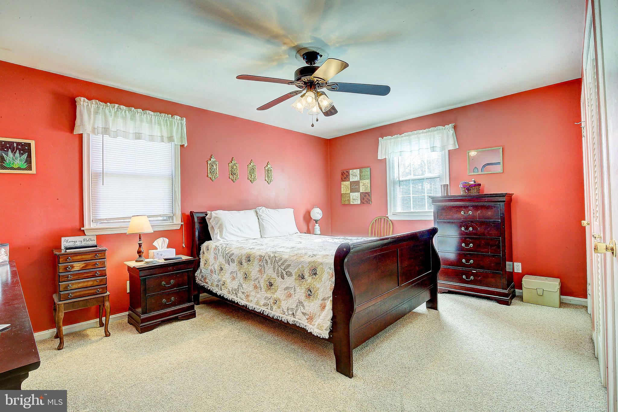 COUNTRY CLUB SOUTH - Residential