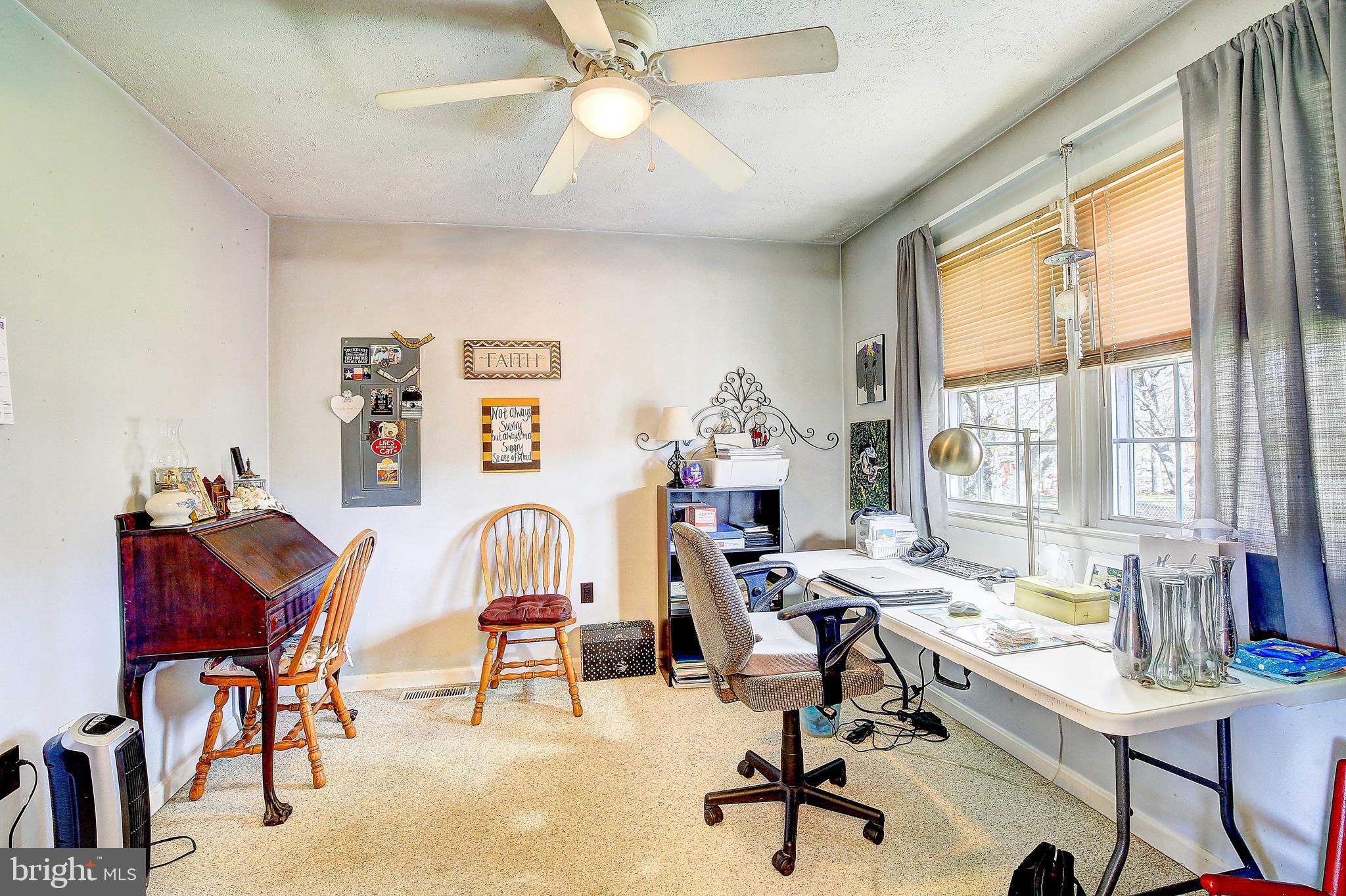 COUNTRY CLUB SOUTH - Residential