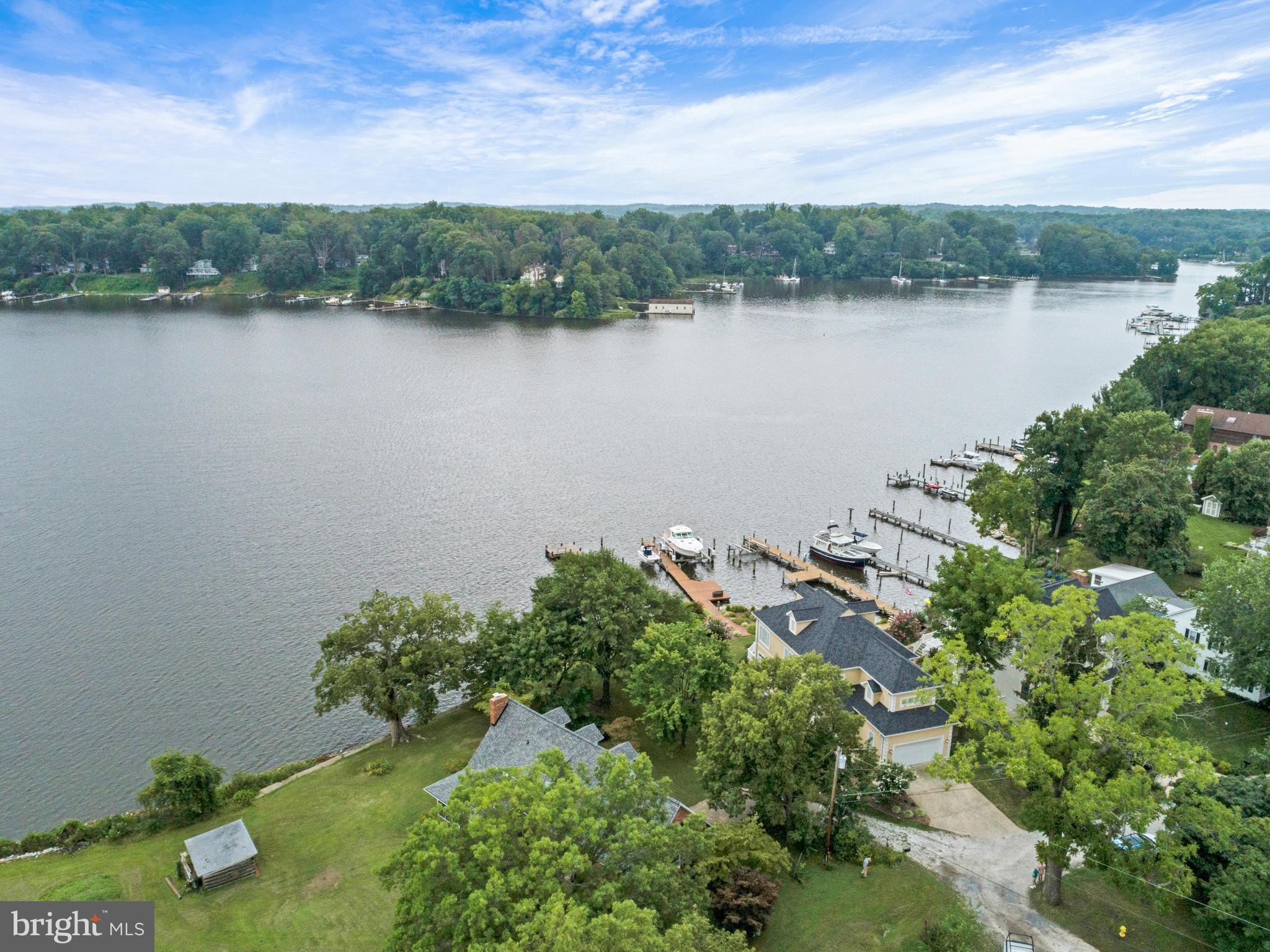 SOUTH RIVER - Residential