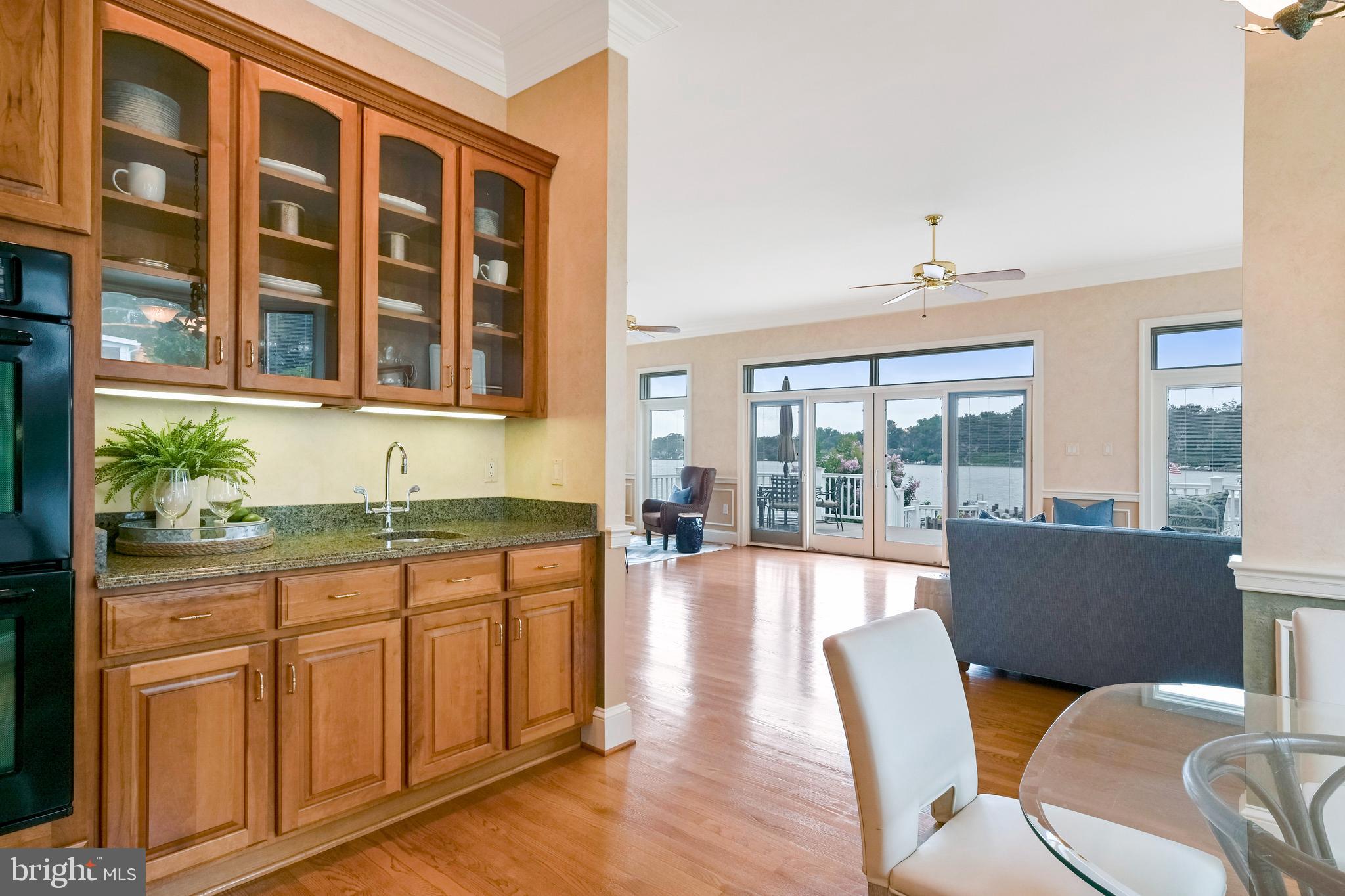 SOUTH RIVER - Residential