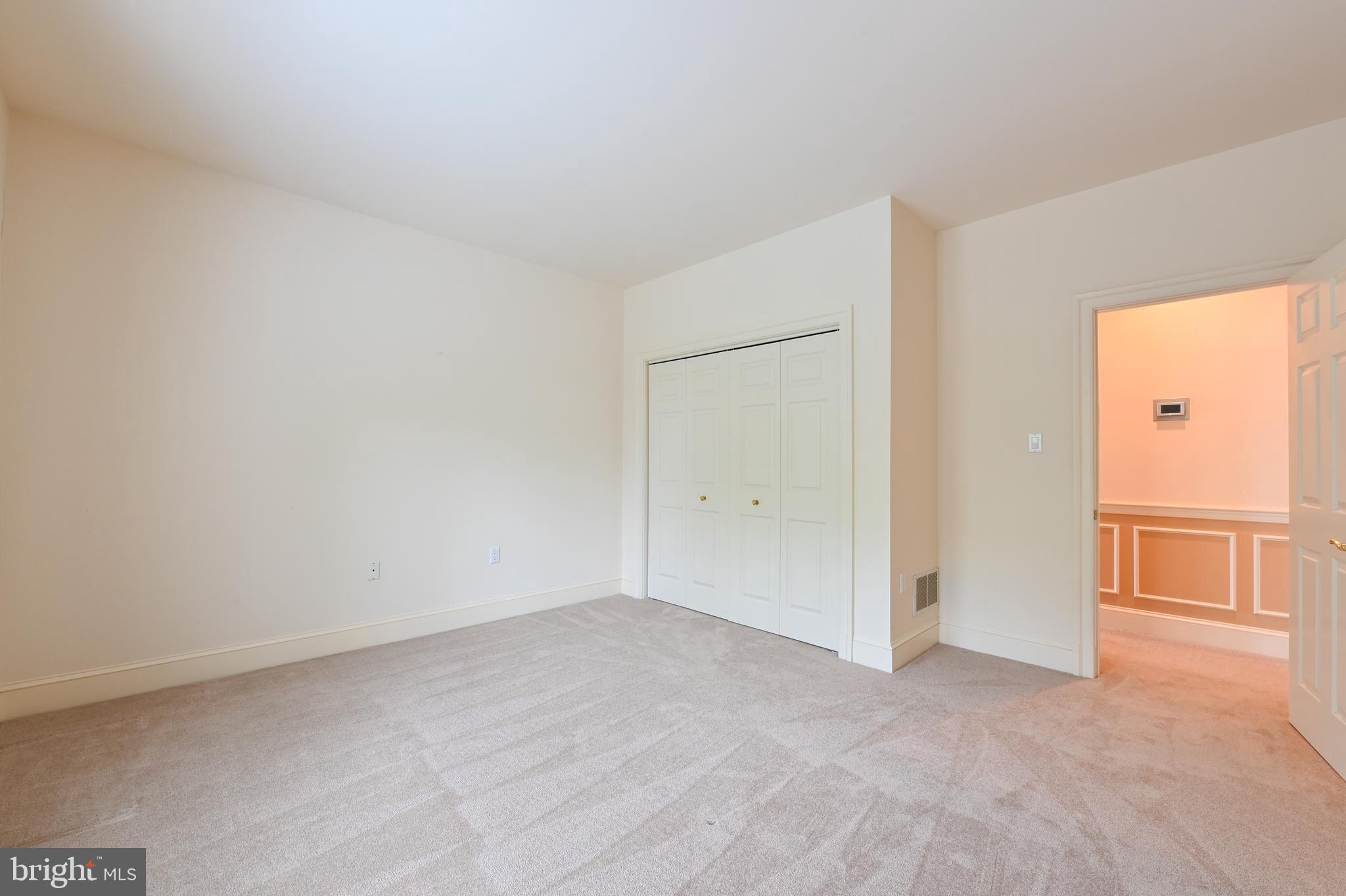 SOUTH RIVER - Residential