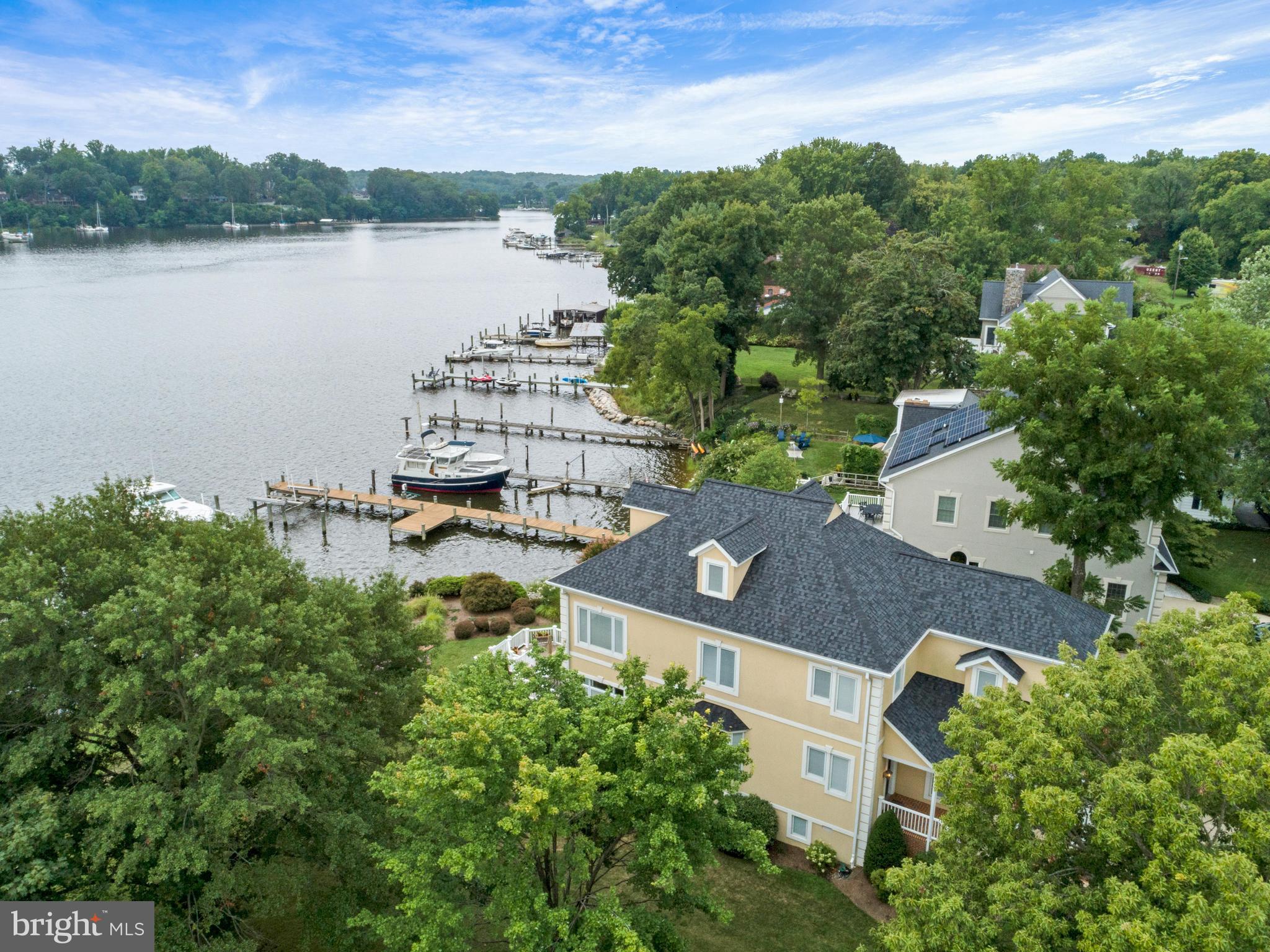 SOUTH RIVER - Residential